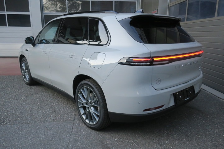 LEAPMOTOR C10 82kWh AWD-image-4