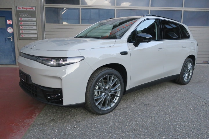 LEAPMOTOR C10 82kWh AWD-image-0