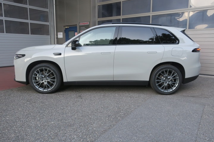 LEAPMOTOR C10 82kWh AWD-image-3