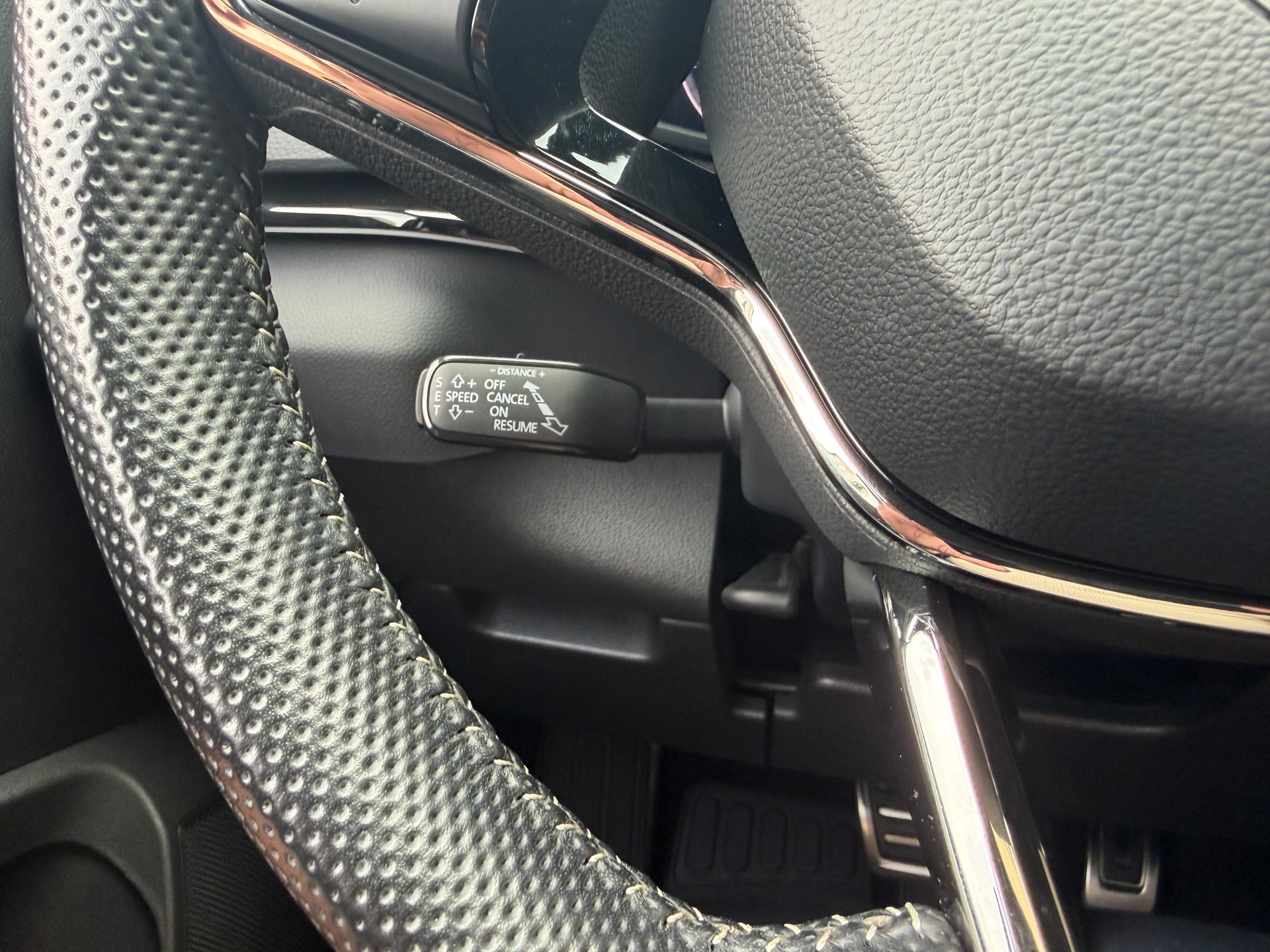 SKODA Karoq 1.5 TSI ACT SportLine DSG-image-12