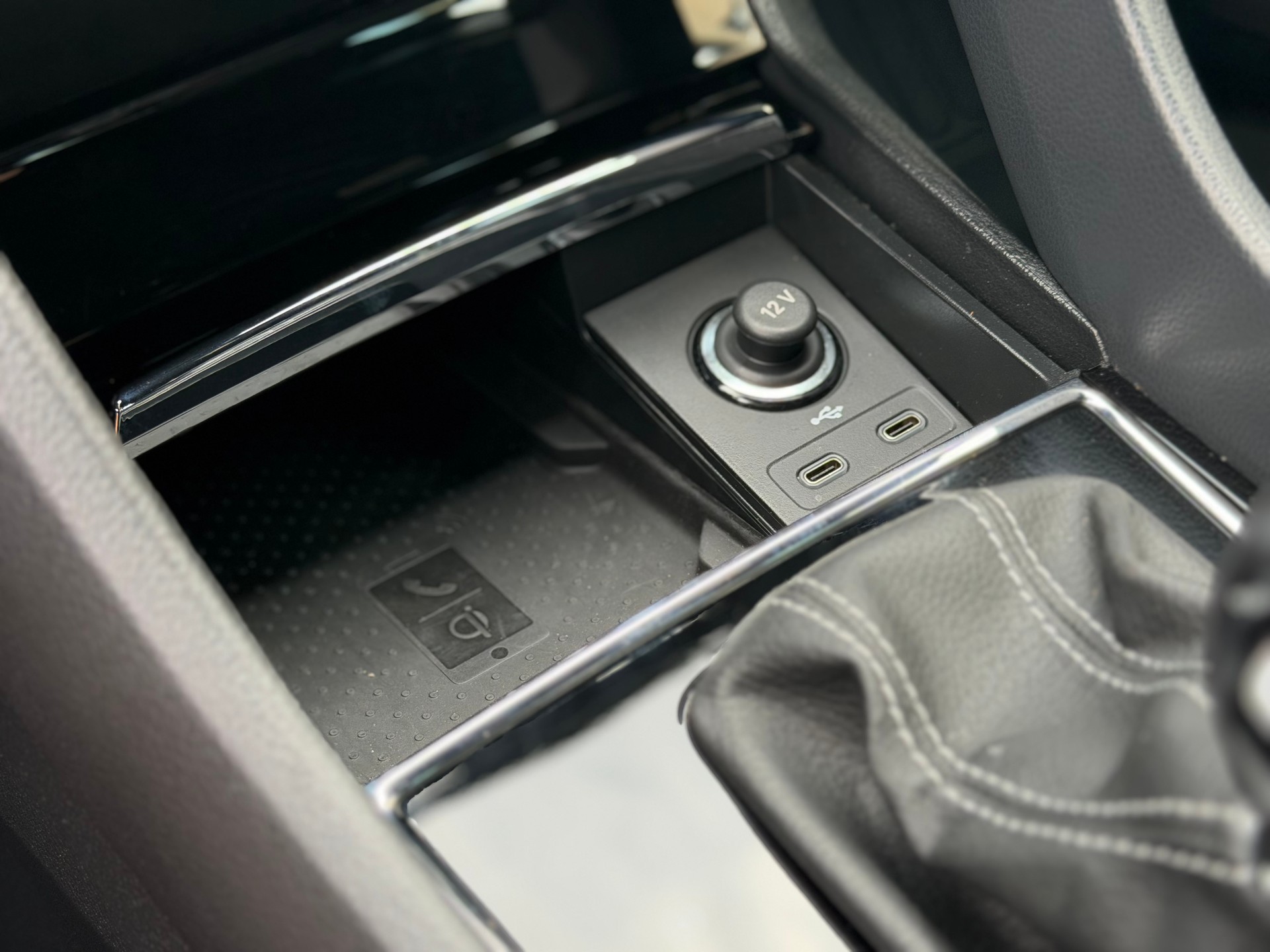 SKODA Karoq 1.5 TSI ACT SportLine DSG-image-23
