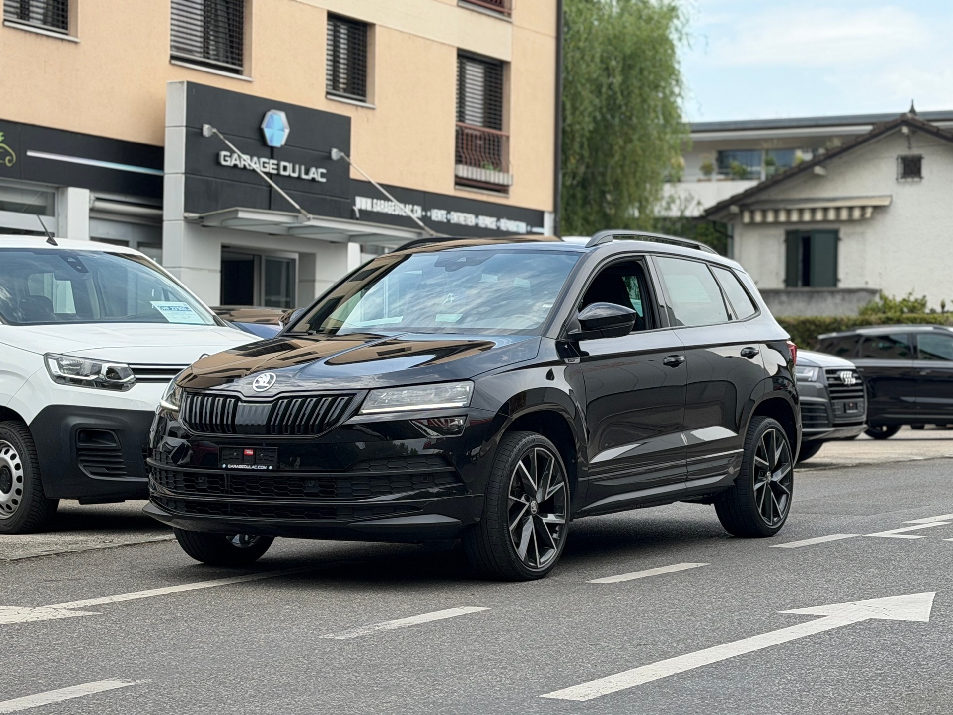 SKODA Karoq 1.5 TSI ACT SportLine DSG-image-0