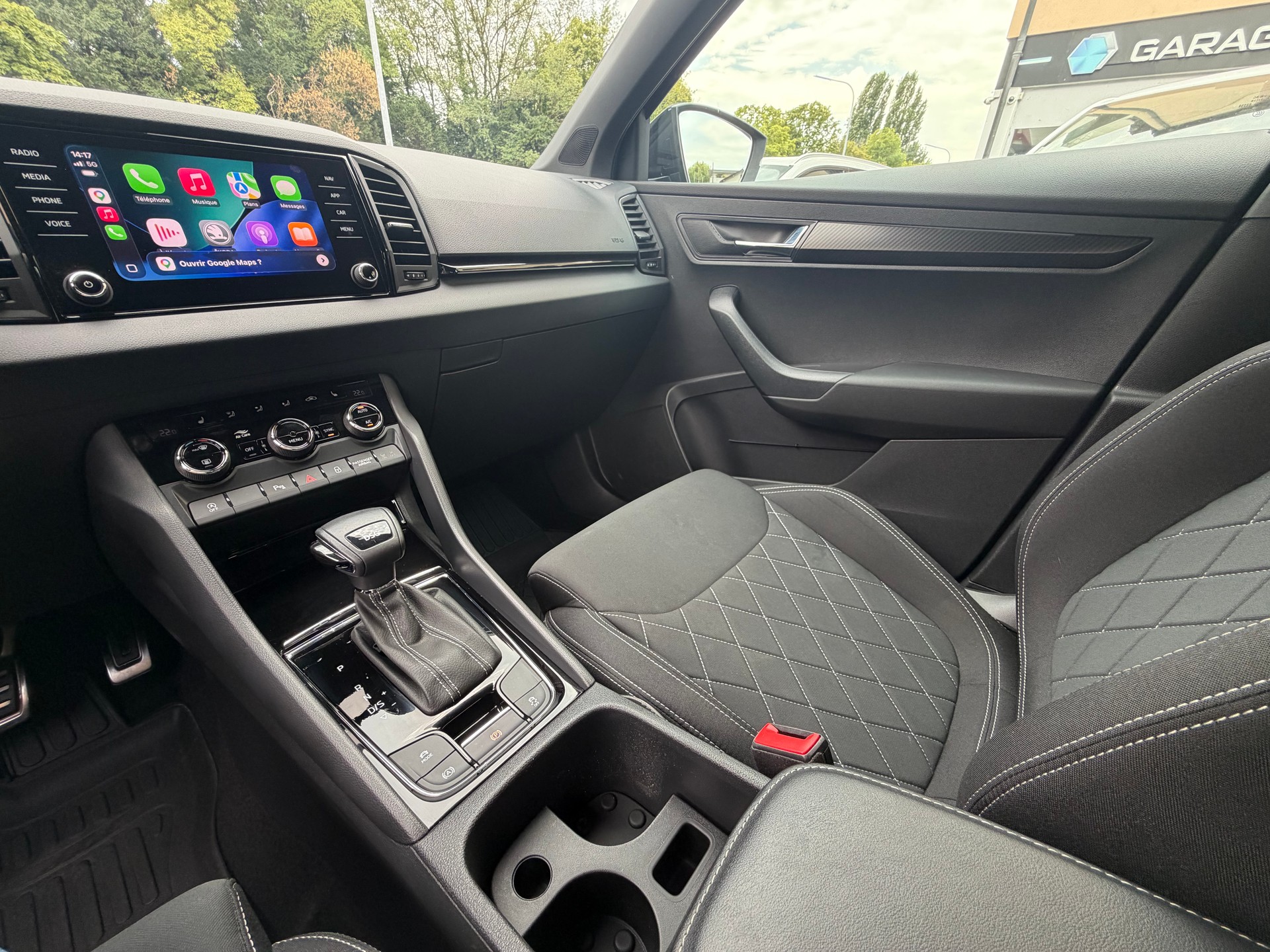 SKODA Karoq 1.5 TSI ACT SportLine DSG-image-25