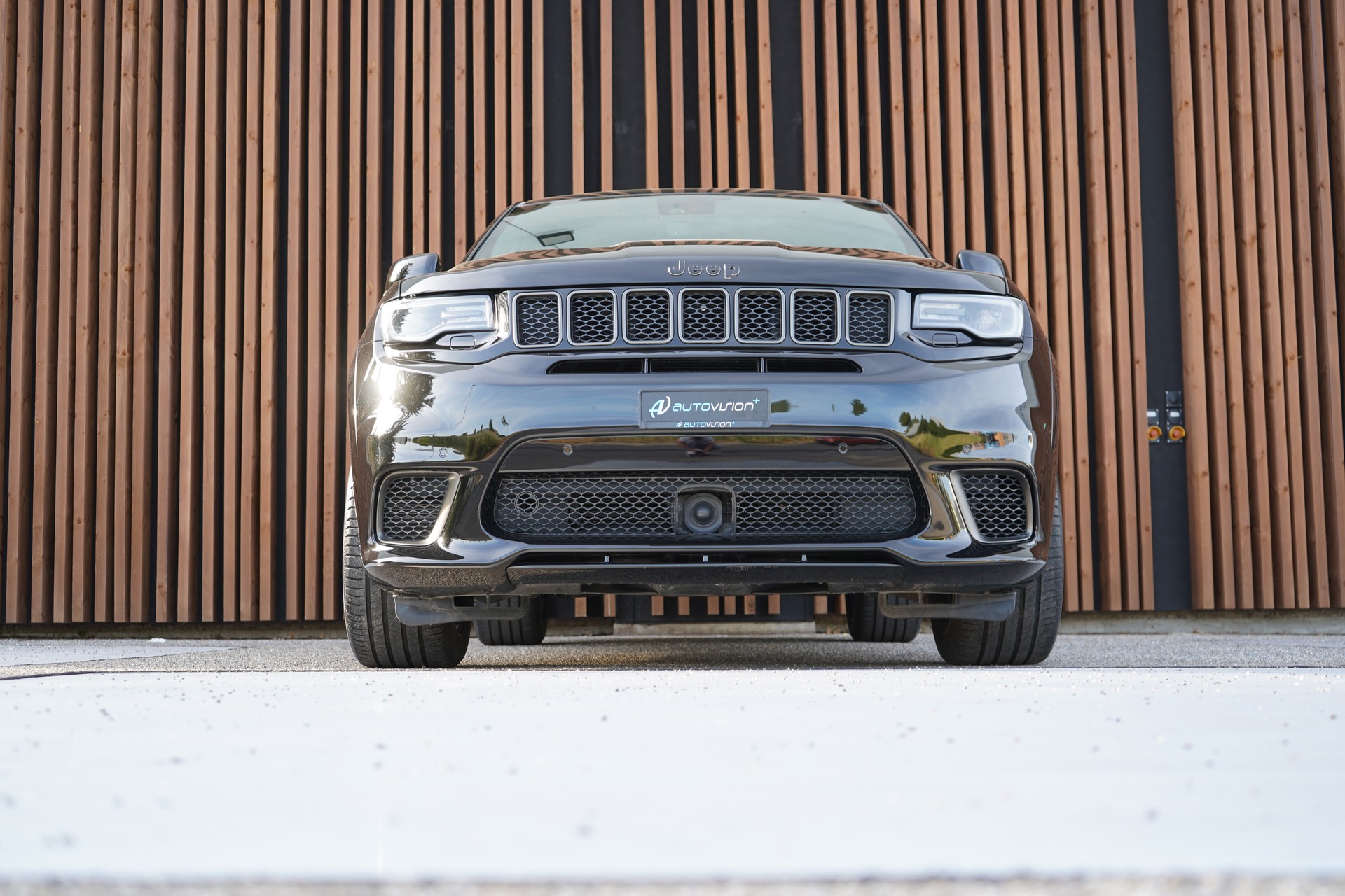 JEEP GRAND CHEROKEE 6.2 V8 HEMI TRACKHAWK AUTOMATIC l 710 PS-image-15