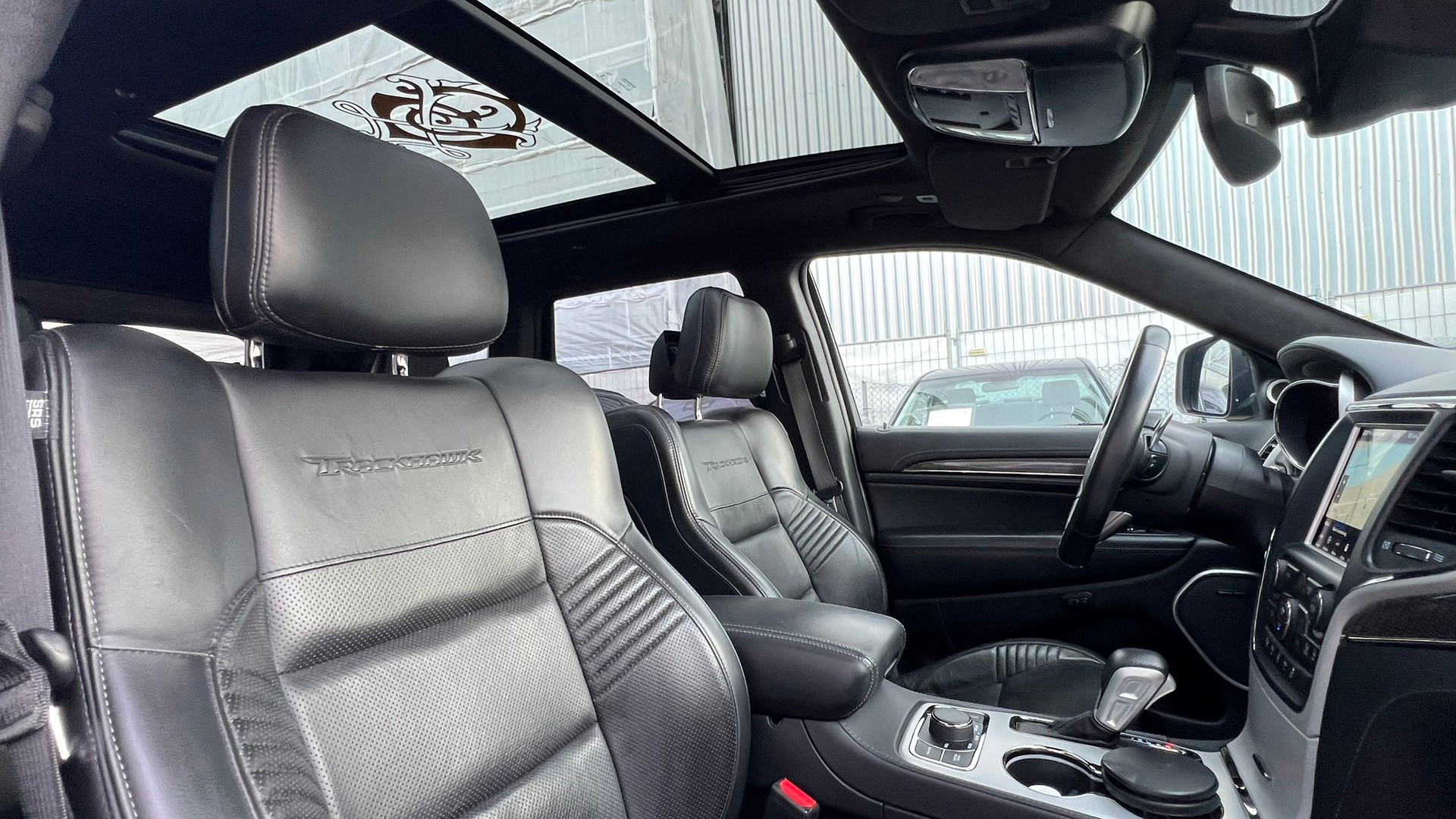 JEEP GRAND CHEROKEE 6.2 V8 HEMI TRACKHAWK AUTOMATIC l 710 PS-image-24