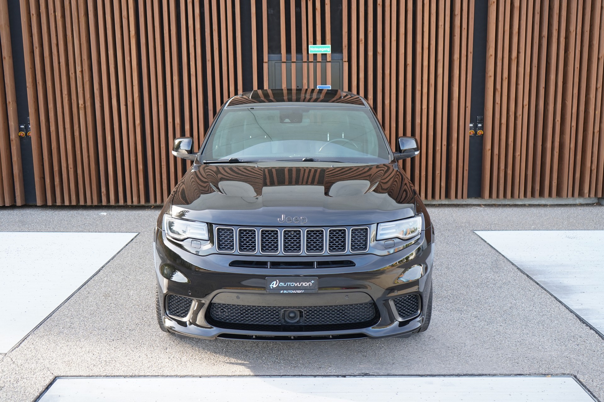JEEP GRAND CHEROKEE 6.2 V8 HEMI TRACKHAWK AUTOMATIC l 710 PS-image-14