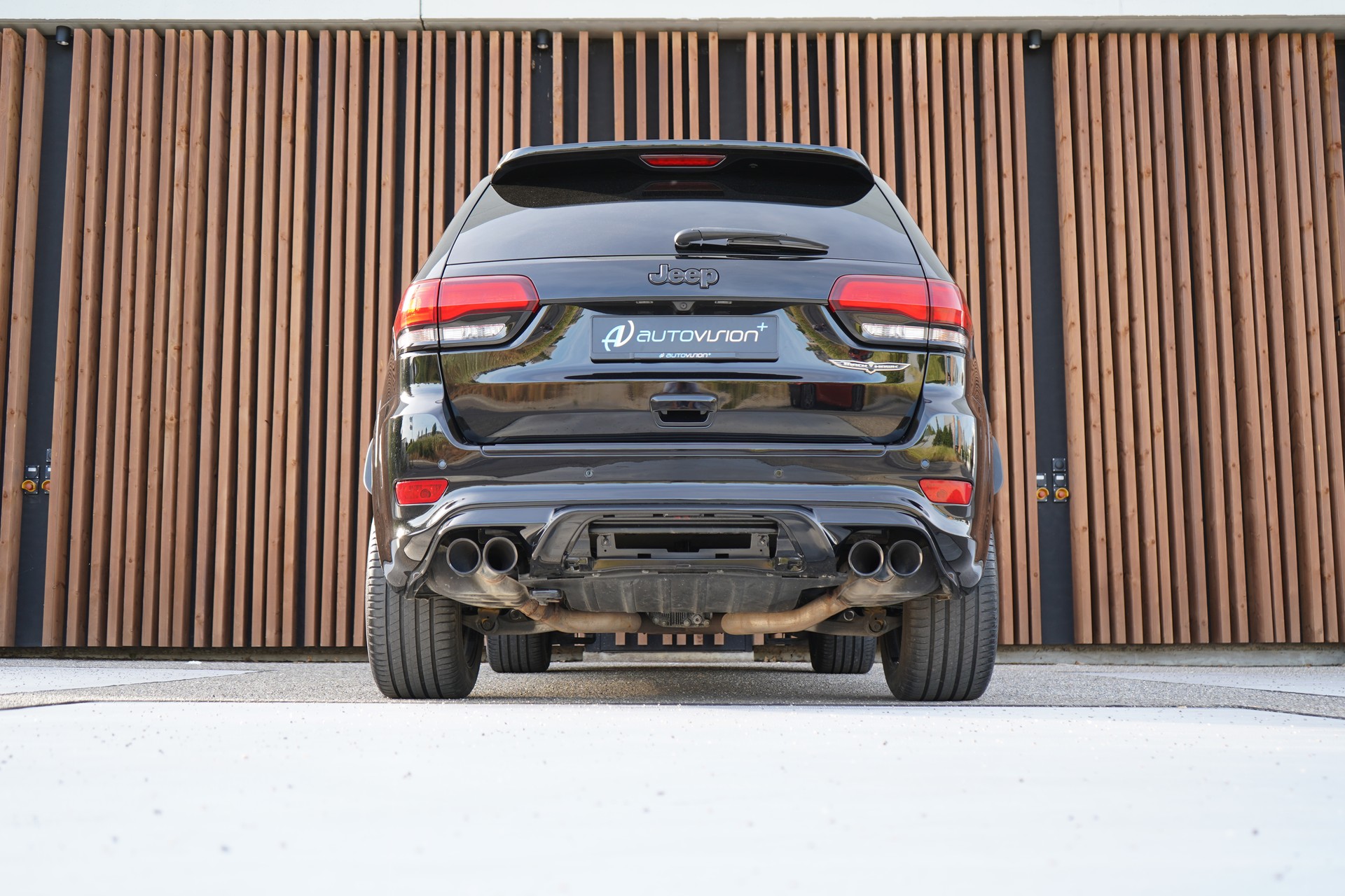JEEP GRAND CHEROKEE 6.2 V8 HEMI TRACKHAWK AUTOMATIC l 710 PS-image-17