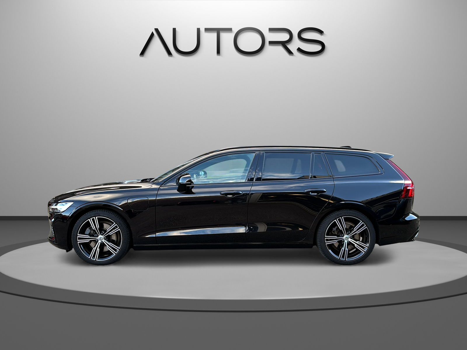 VOLVO V60 T6 eAWD Twin Engine R-Design Geartronic-image-3