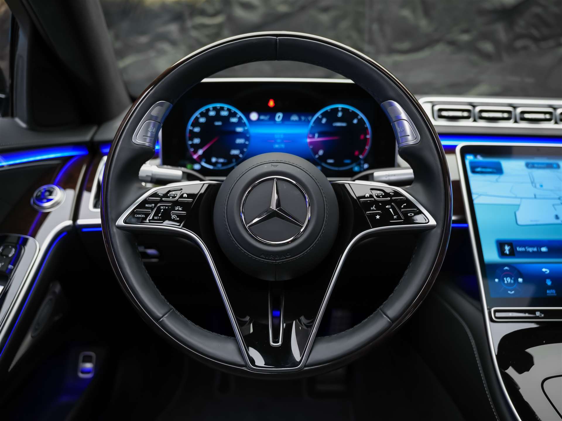 MERCEDES-BENZ S 450 d L 4Matic AMG Line 9G-Tronic *22" Felgen*Panorama*Chauffeur*Massage*Sitzlüftung*-image-29