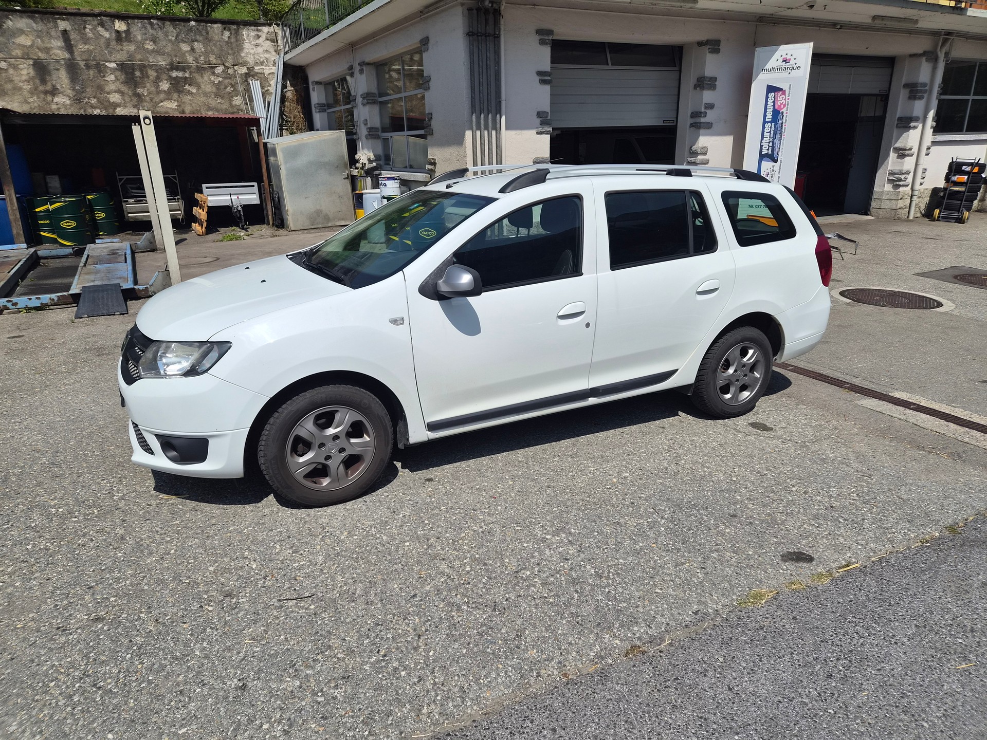 DACIA Logan MCV 1.5 dCi Lauréate-image-2