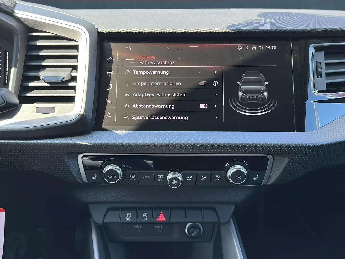 AUDI A1 Sportback 30 TFSI S-tronic Intense mit 5J Werksgarantie oder bis 100000km-image-20