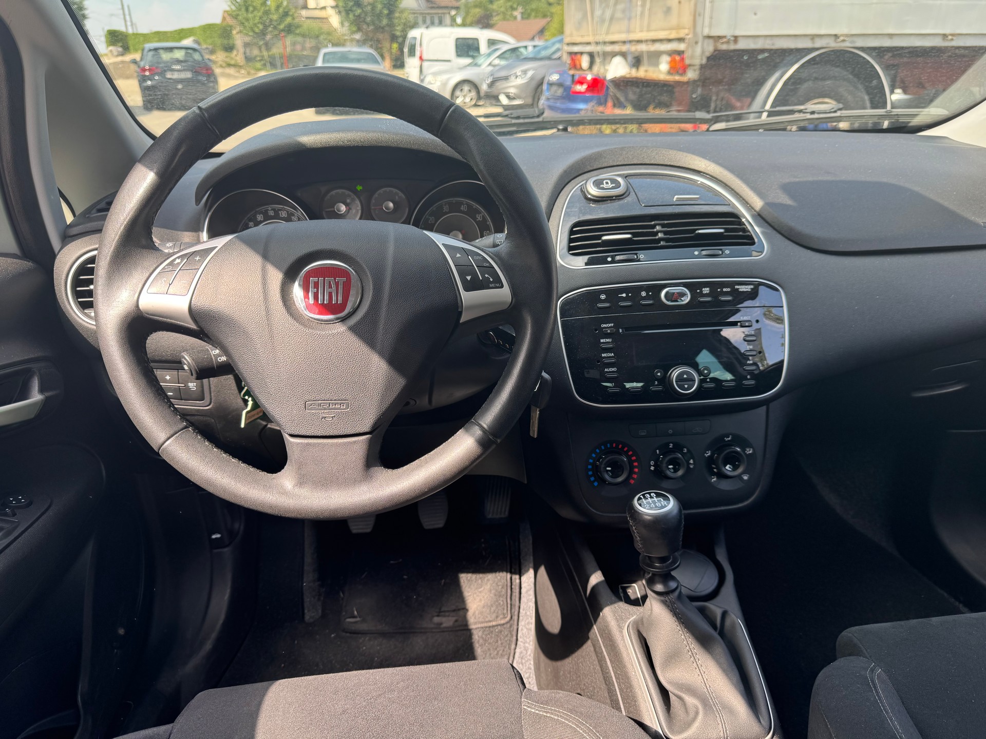 FIAT Punto 0.9 Twinair MYSTYLE-image-5
