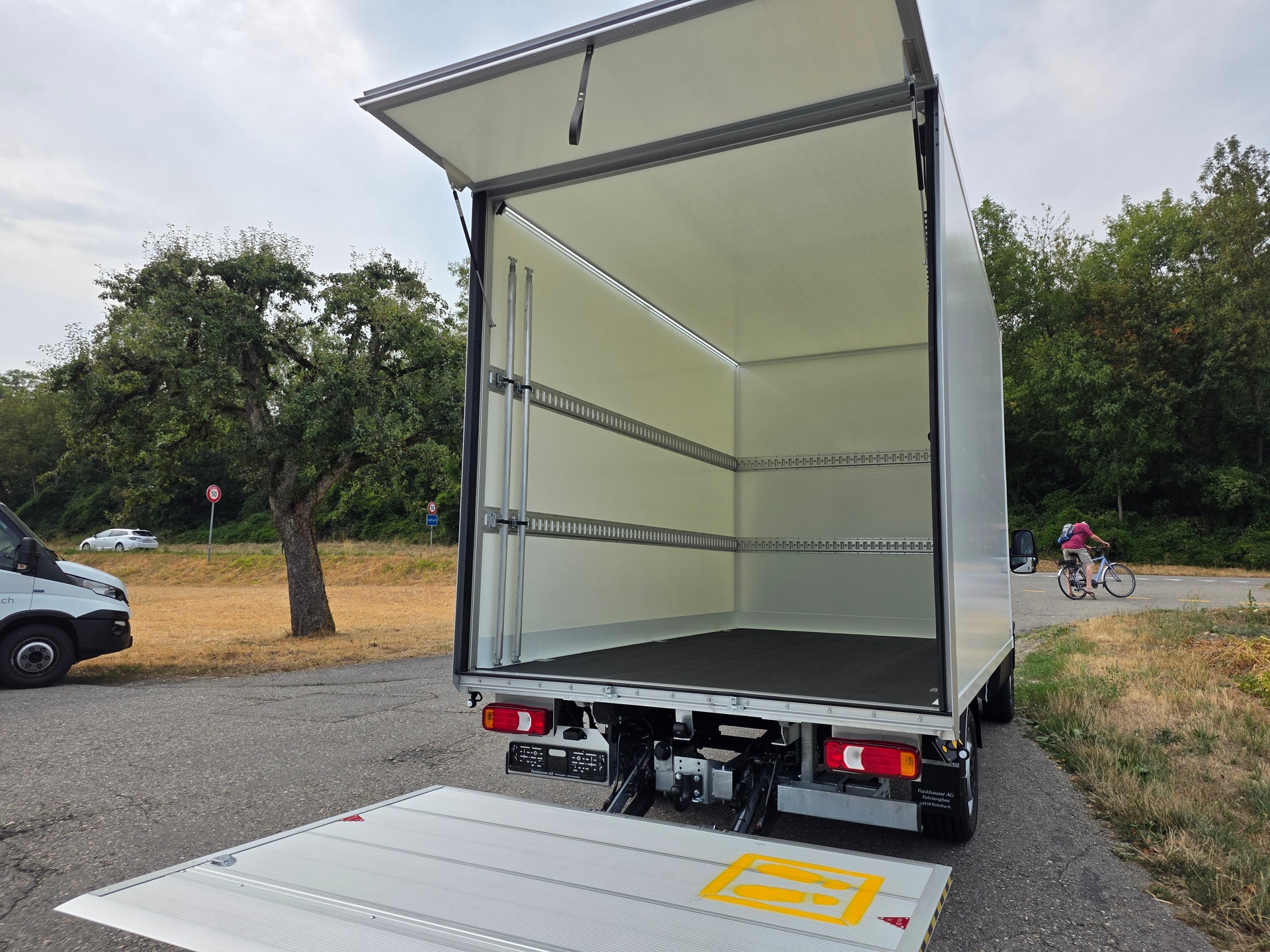 IVECO 35 S 18H A8-image-10