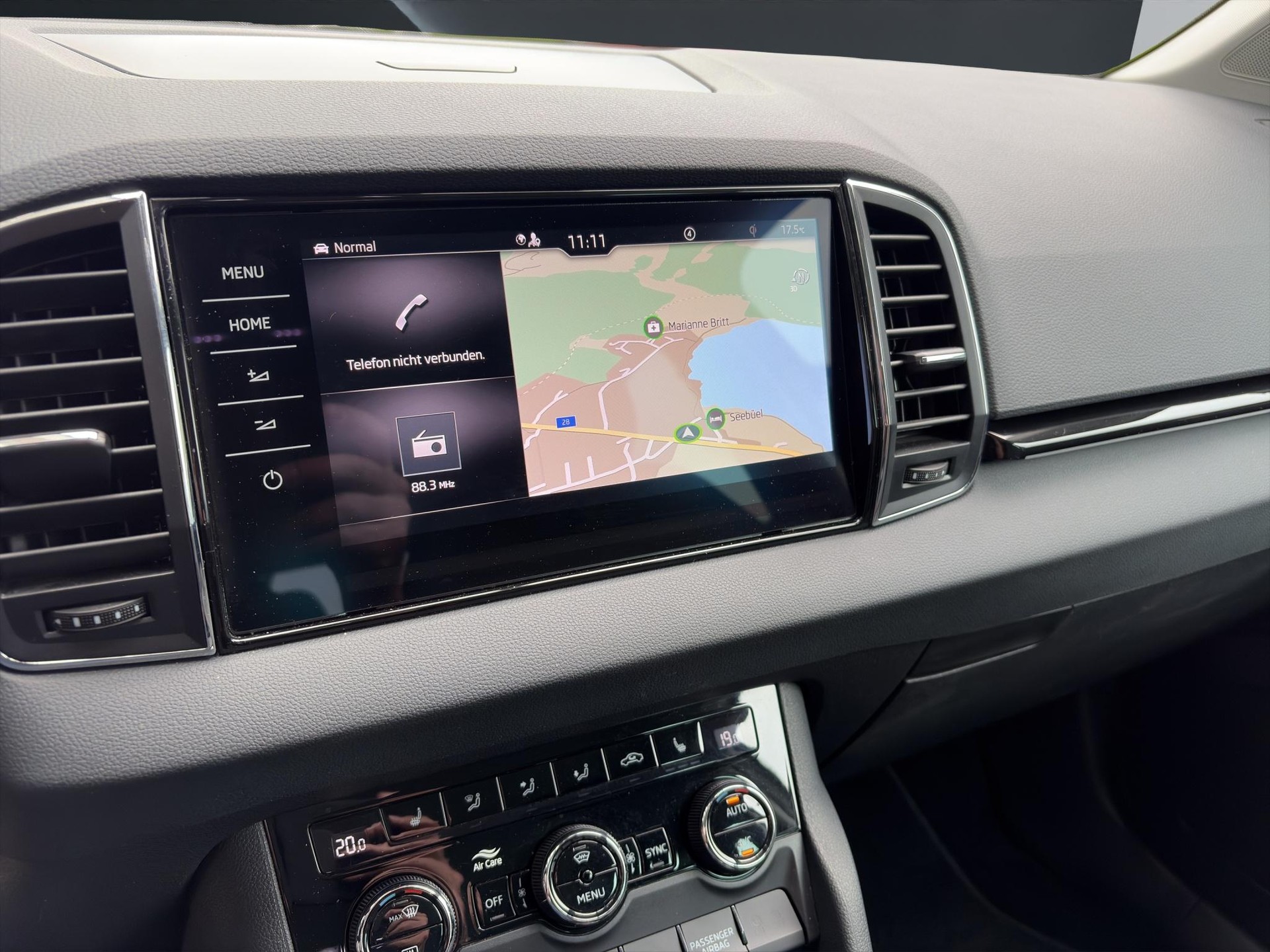 SKODA Karoq 2.0 TDI Style 4x4 DSG-image-11