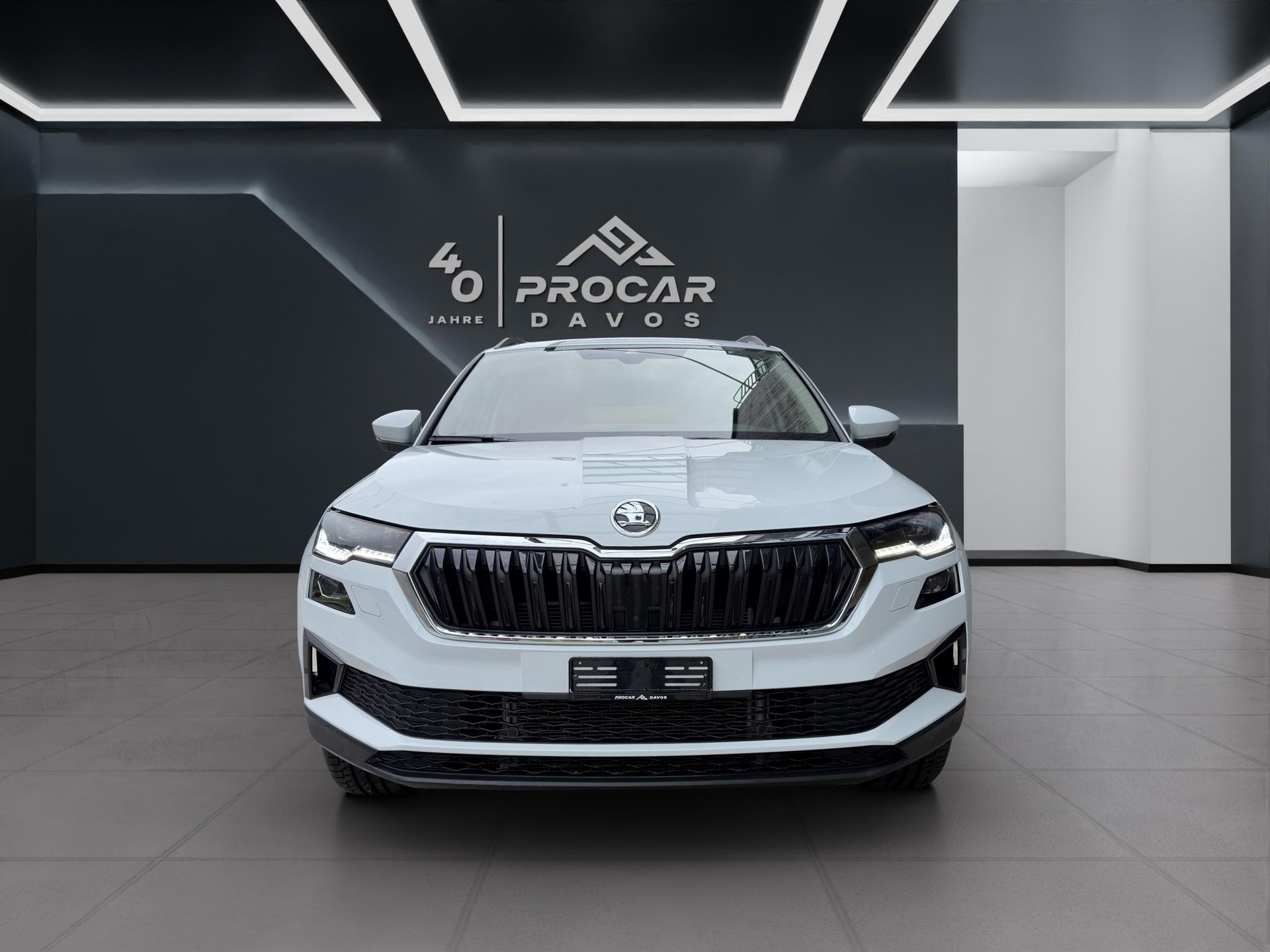 SKODA Karoq 2.0 TDI Style 4x4 DSG-image-2