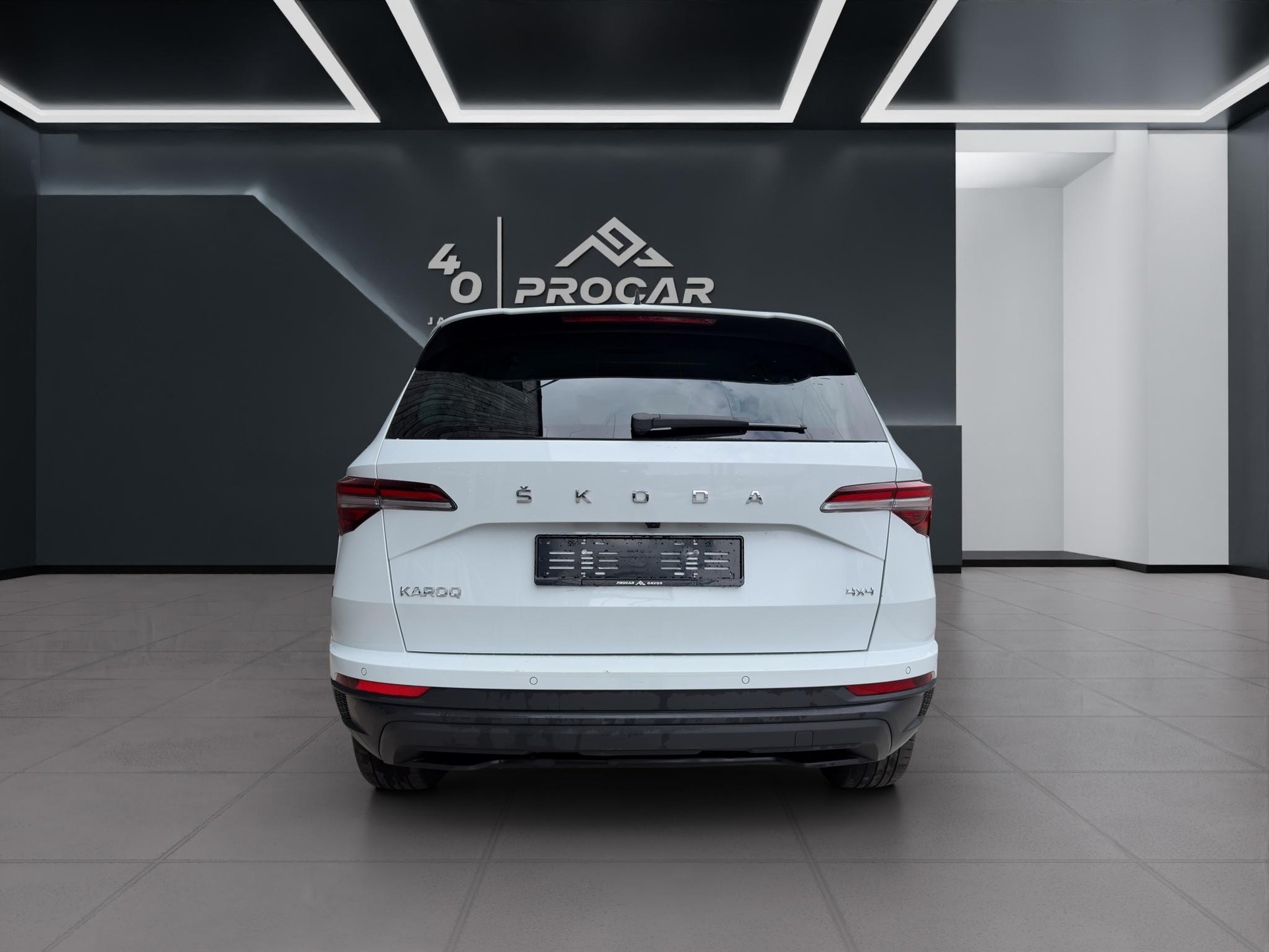 SKODA Karoq 2.0 TDI Style 4x4 DSG-image-4