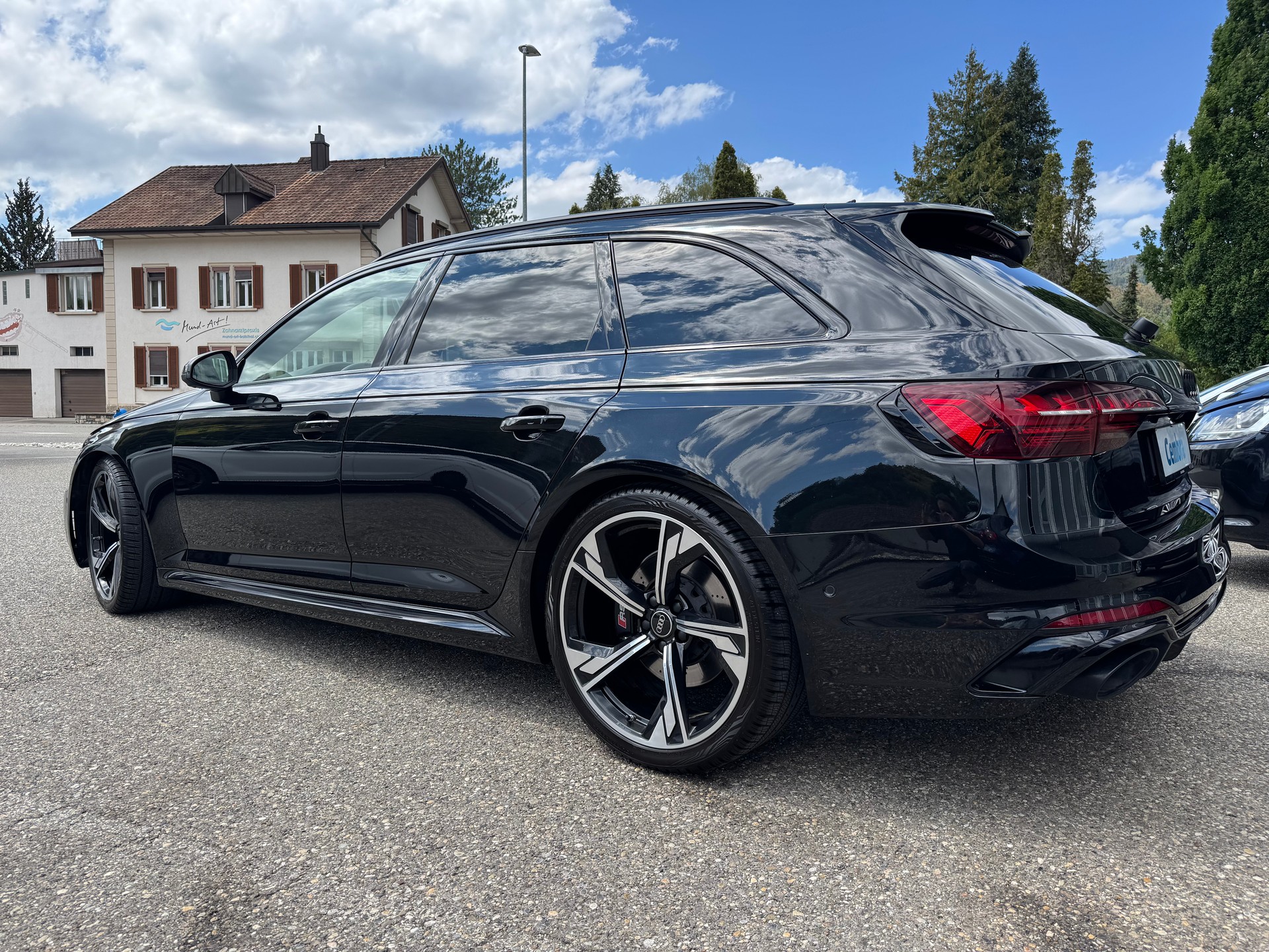 AUDI RS4 Avant quattro tiptronic-image-3