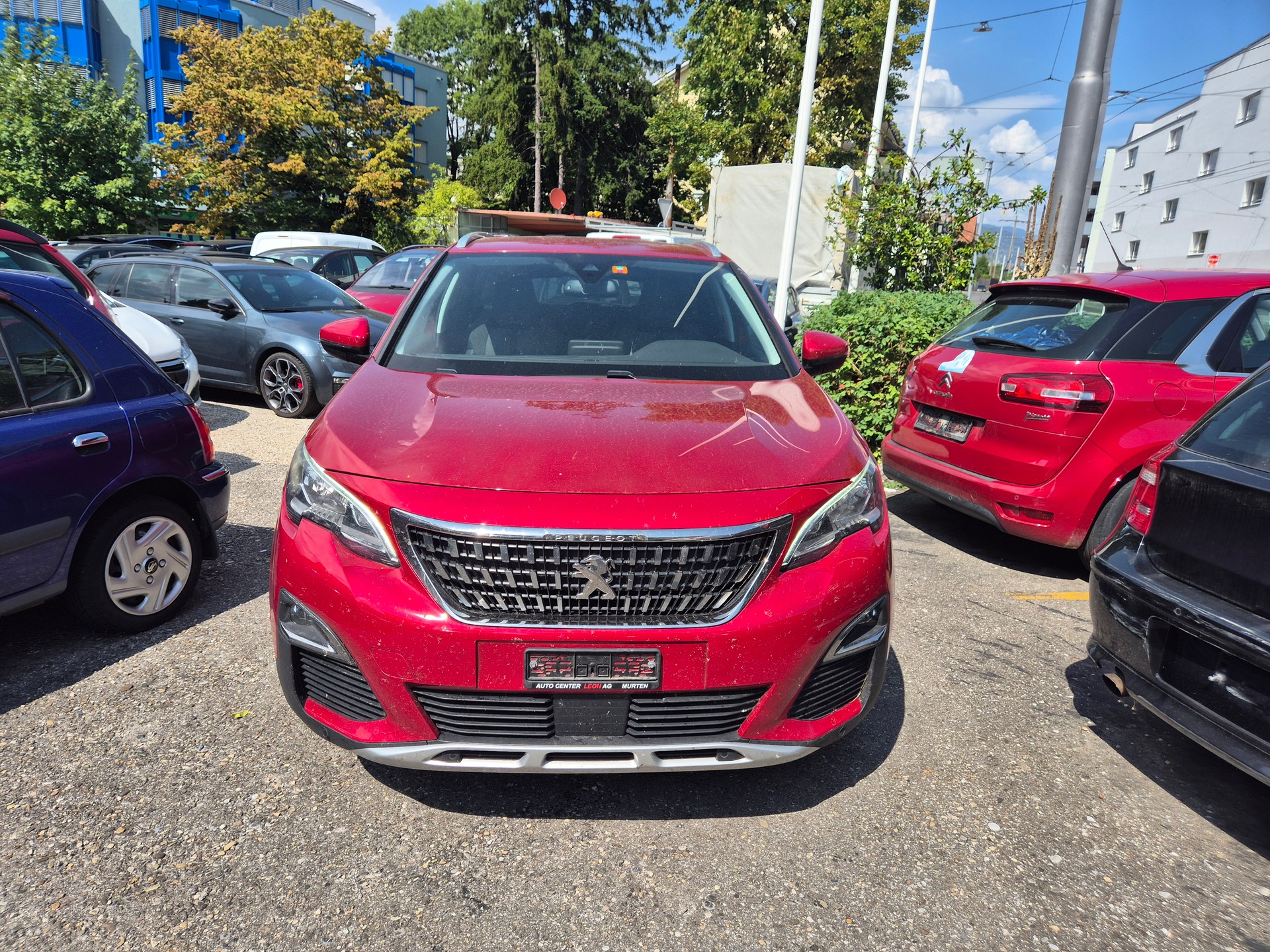PEUGEOT 3008 1.2 PureTech Allure-image-0