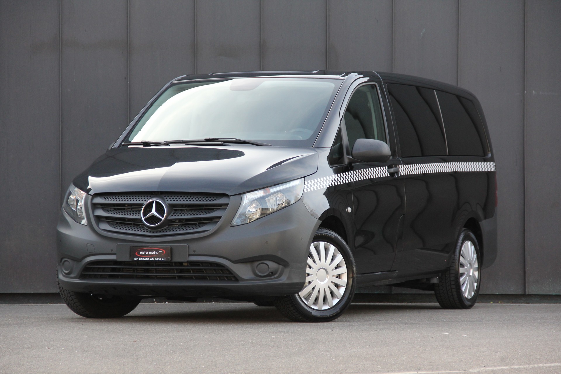MERCEDES-BENZ Vito 116 BlueTec Tourer Base L 4Matic 7G-Tronic **4X4** **9-SITZE** **FRISCH-AB-MFK**-image-0