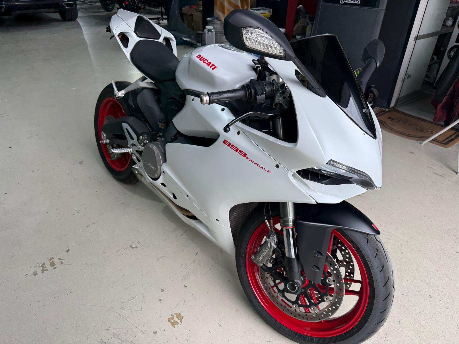 DUCATI Panigale 899