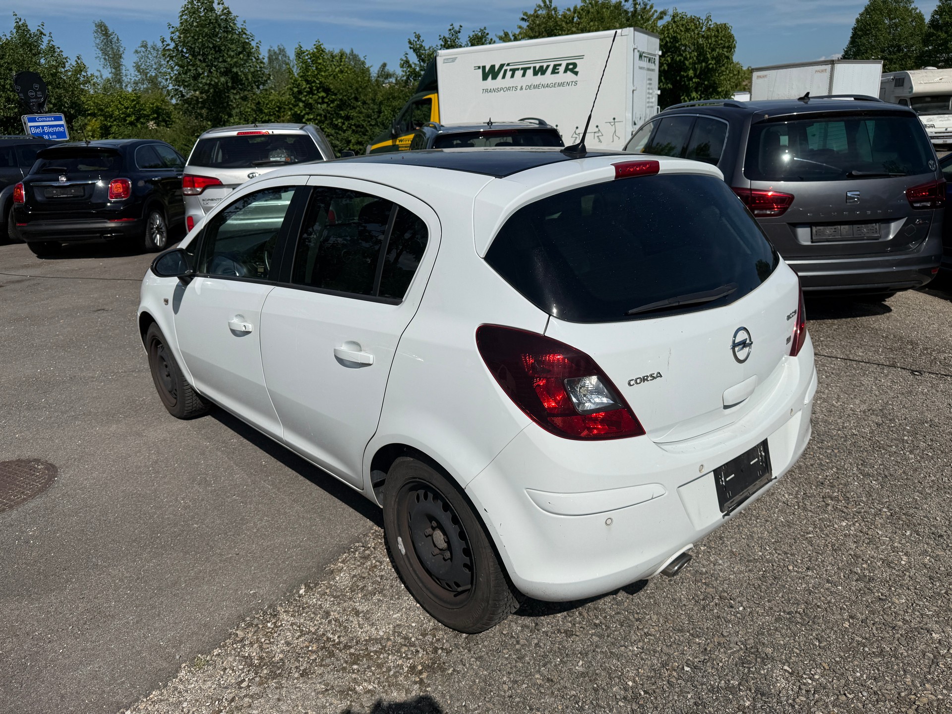 OPEL Corsa 1.4 Turbo Color Edition-image-3