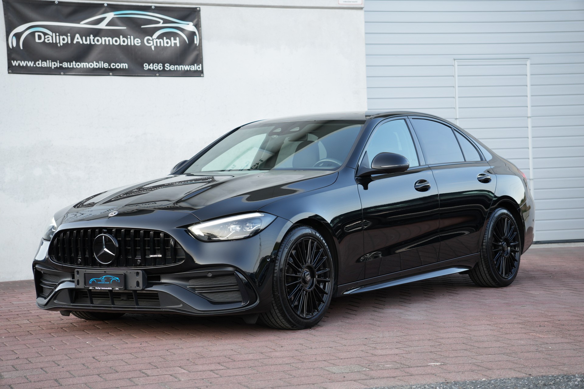 MERCEDES-BENZ C 220 d AMG Line-image-0