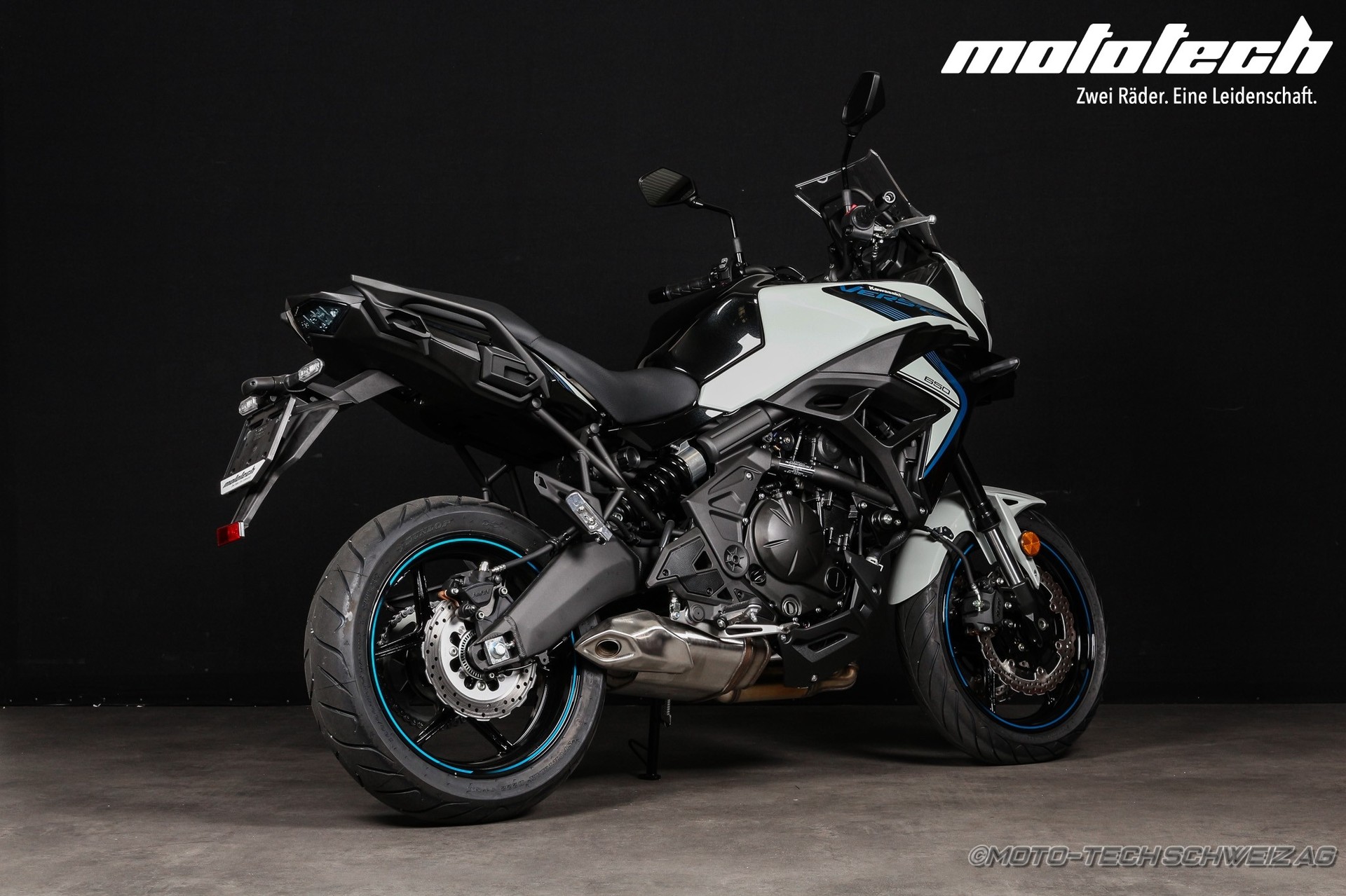 KAWASAKI Versys 650 (35kW)-showroom-element-1