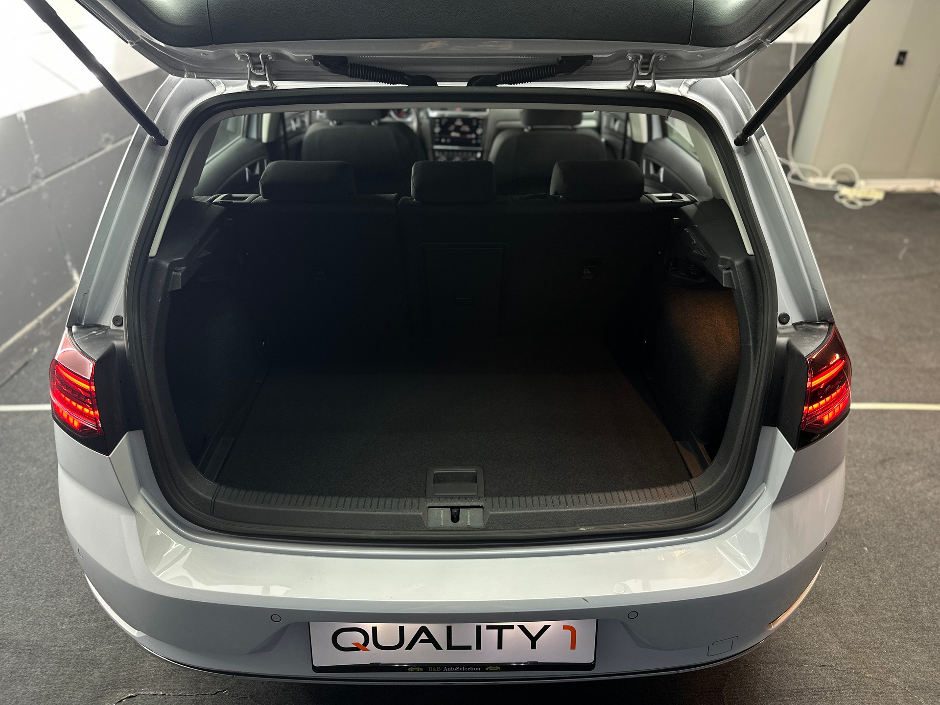 VW Golf 1.5 TSI EVO Comfortline DSG-image-15