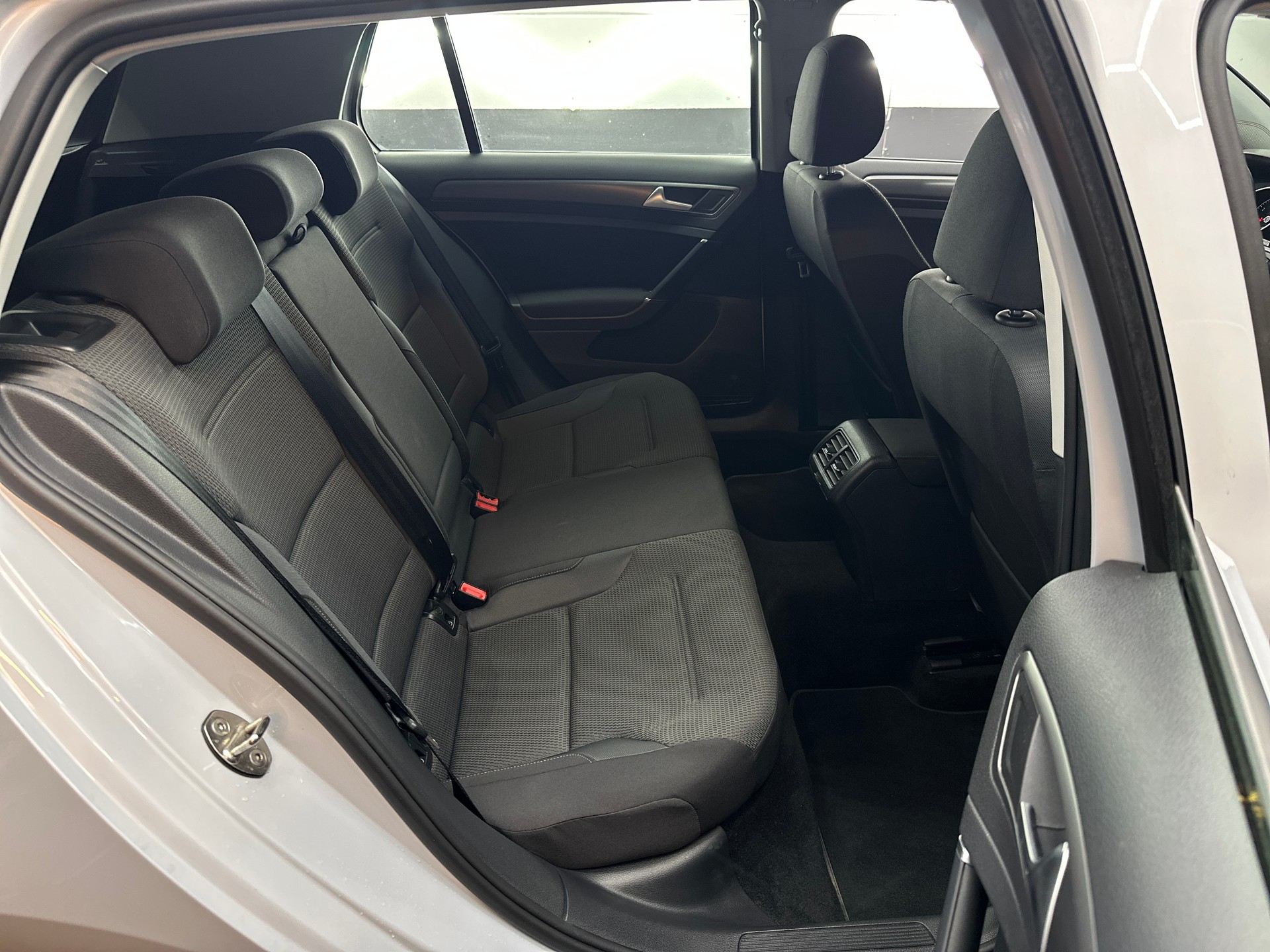 VW Golf 1.5 TSI EVO Comfortline DSG-image-14