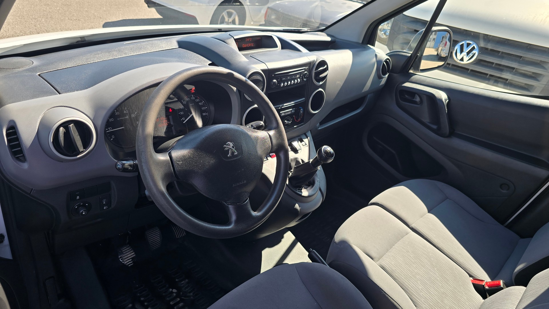 PEUGEOT Partner 1.6 BlueHDI Active-image-7