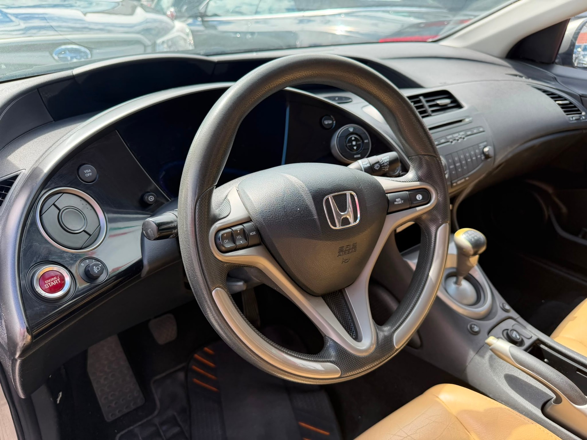 HONDA Civic 1.4i Comfort-image-7