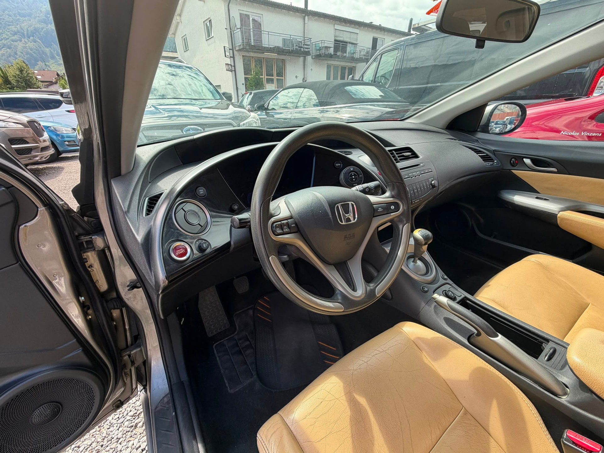 HONDA Civic 1.4i Comfort-image-6