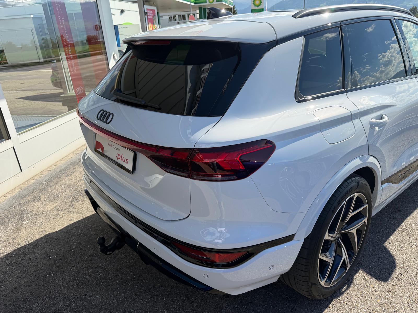 AUDI SQ6 e-tron quattro-image-4