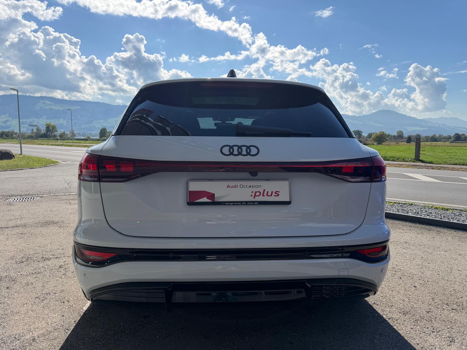 AUDI SQ6 e-tron quattro-image-3