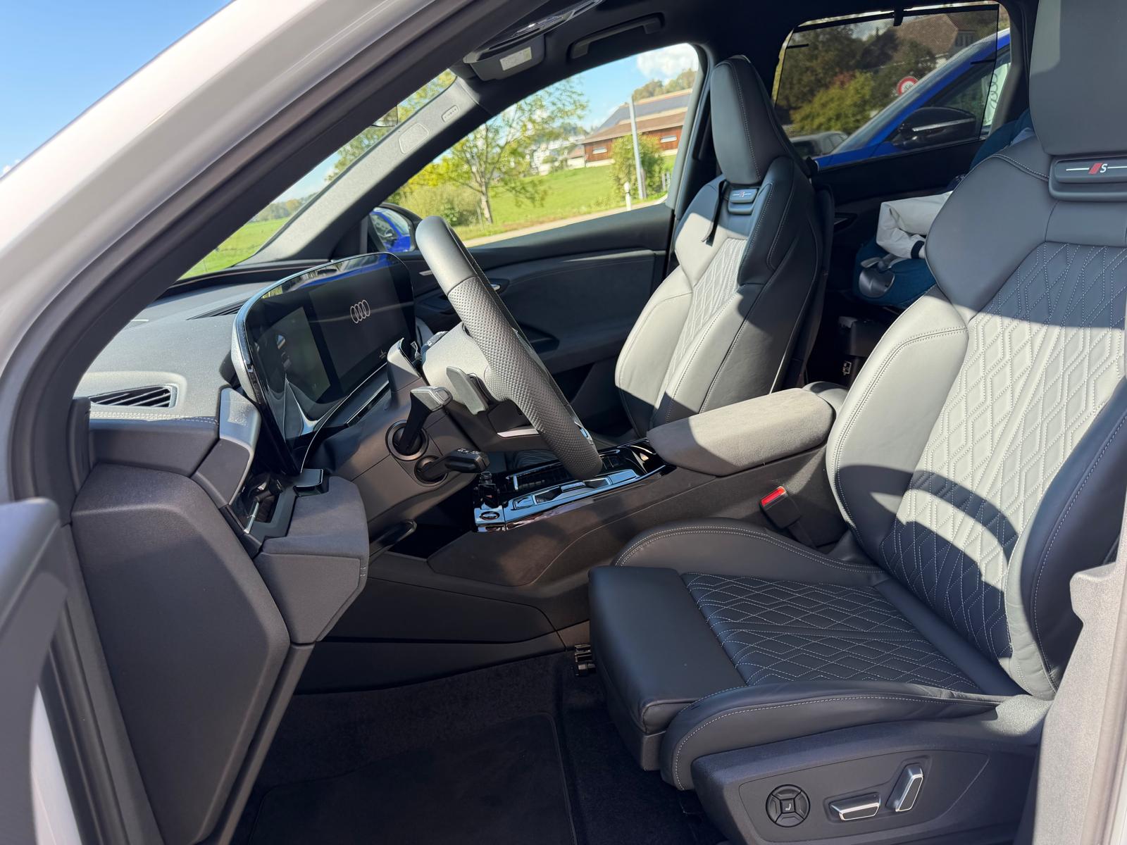 AUDI SQ6 e-tron quattro-image-8