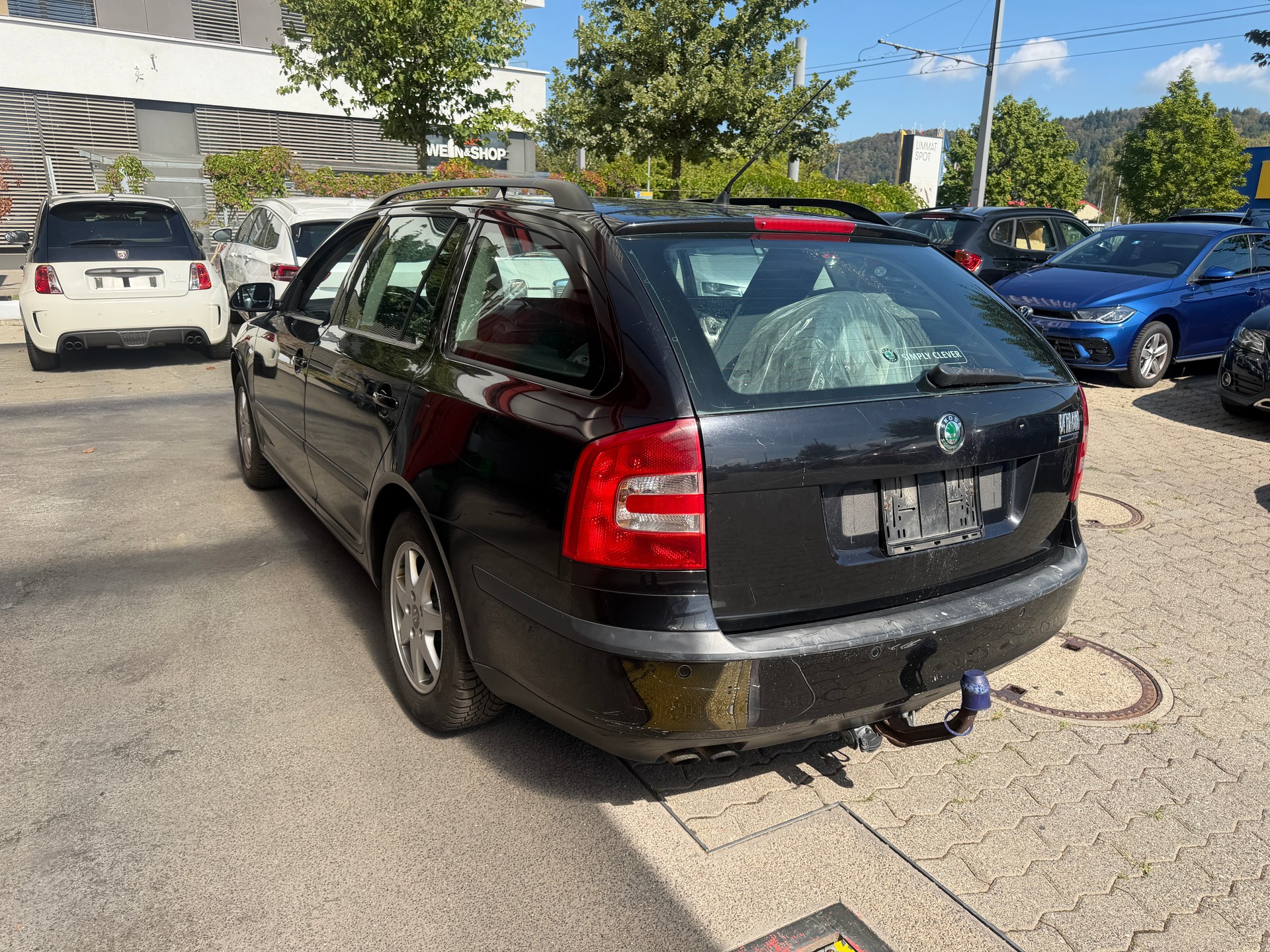SKODA Octavia 2.0 FSI Elegance-image-7