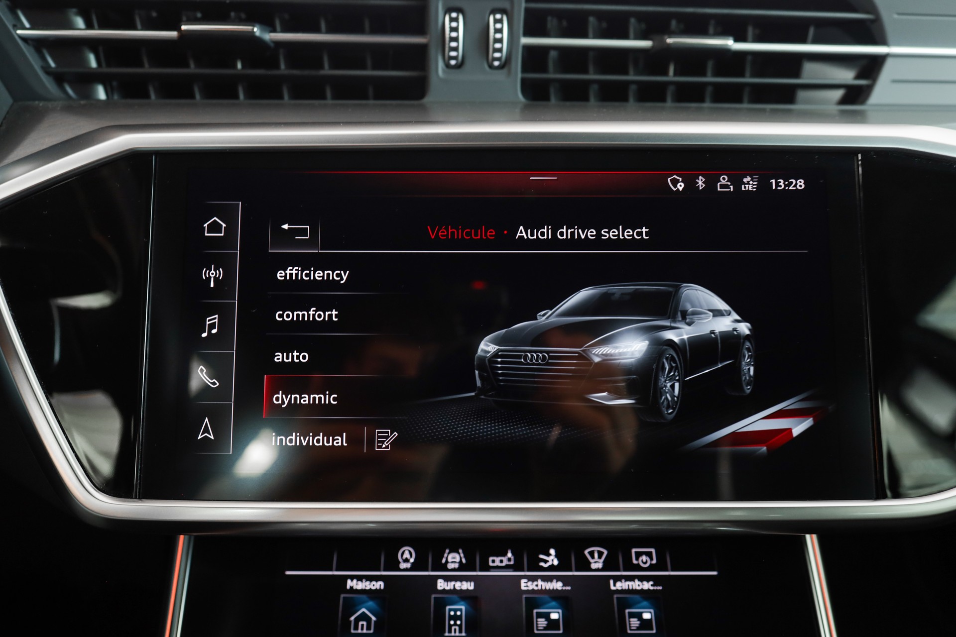 AUDI A7 Sportback 45 TFSI quattro S-tronic * ASSP+ 10 ans * S-Sline*-image-18