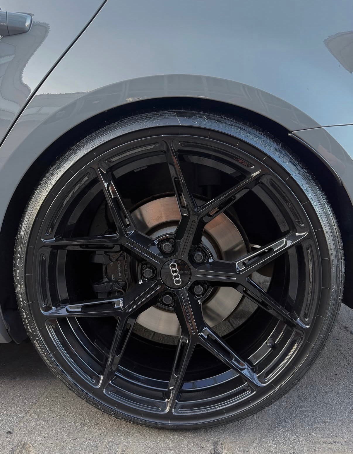 AUDI RS3 Sportback 2.5 TSI quattro S-tronic-image-4