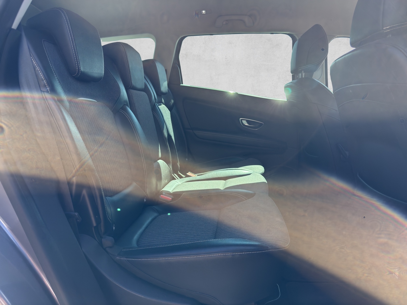 RENAULT Grand Scénic 1.3 16V Turbo Intens EDC-image-11