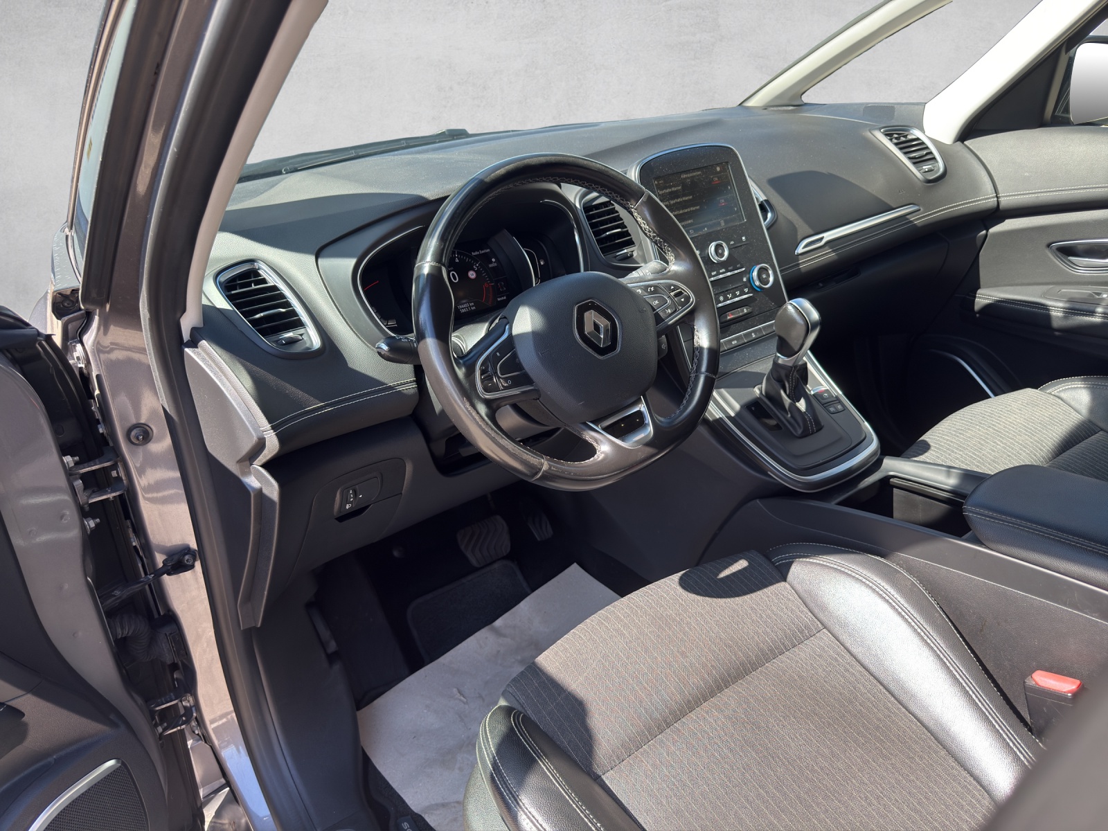 RENAULT Grand Scénic 1.3 16V Turbo Intens EDC-image-7