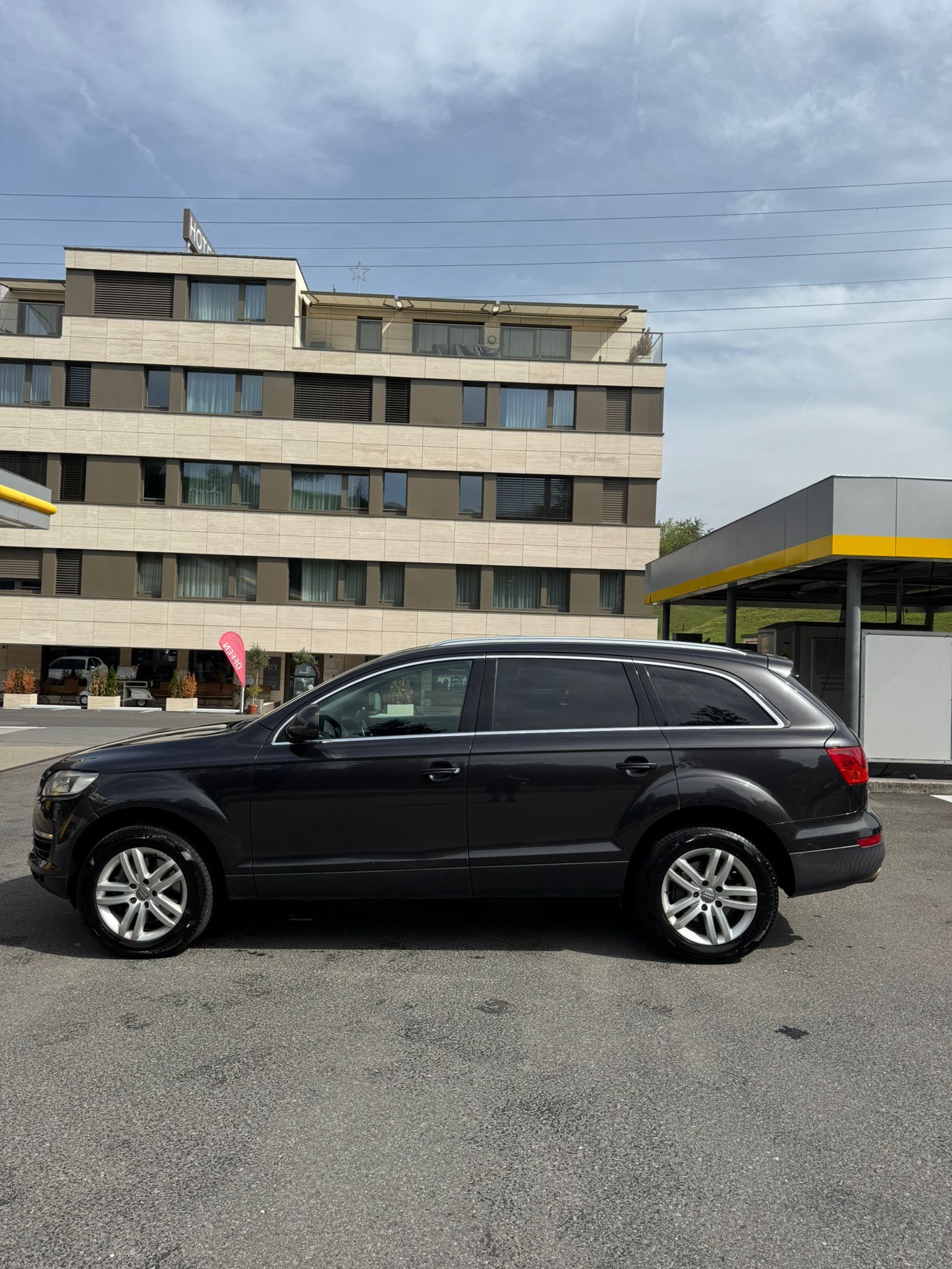 AUDI Q7 3.0 TDI quattro tiptronic-image-3