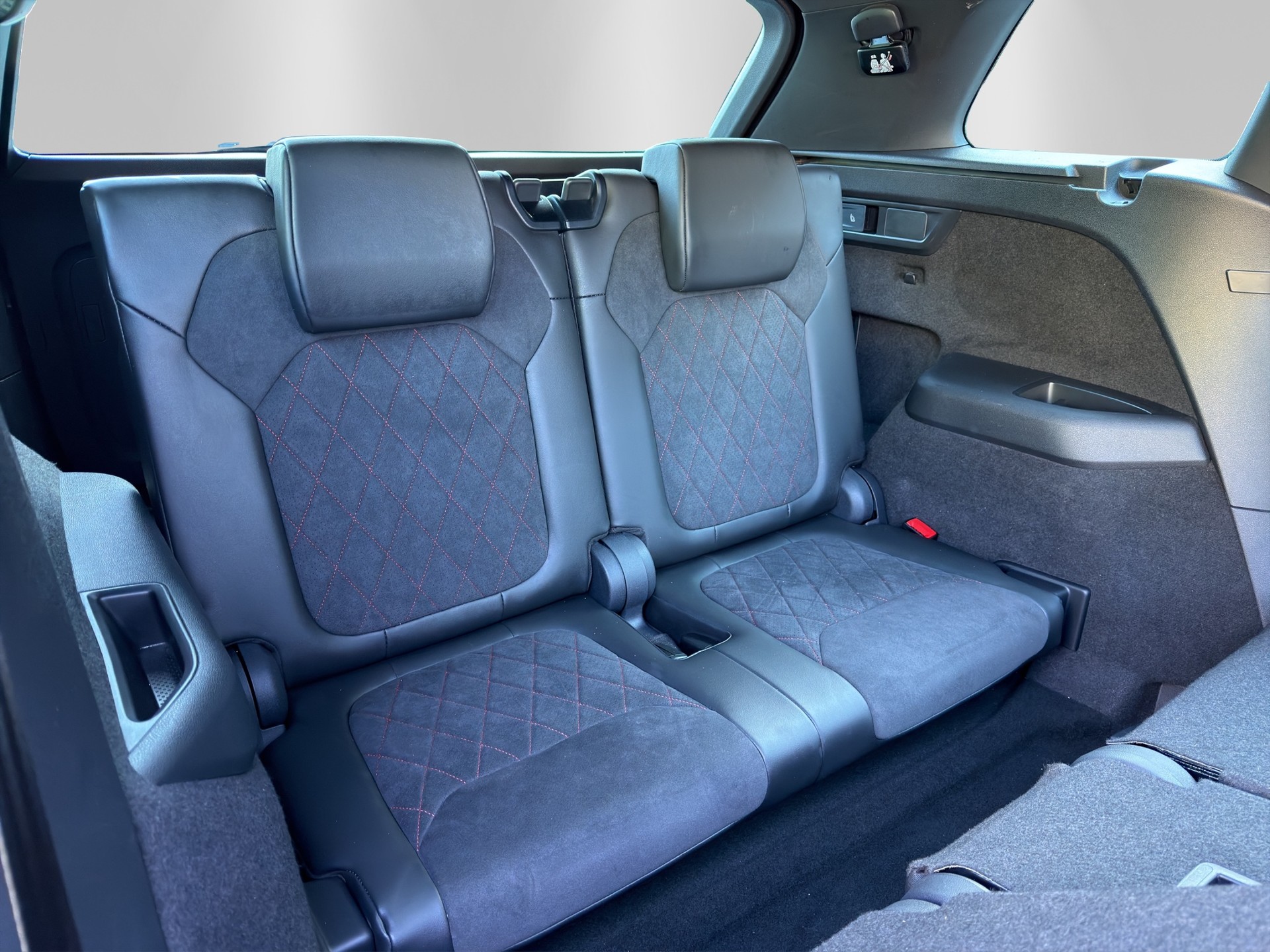 SKODA Kodiaq 2.0 TSI 4x4 RS-image-18