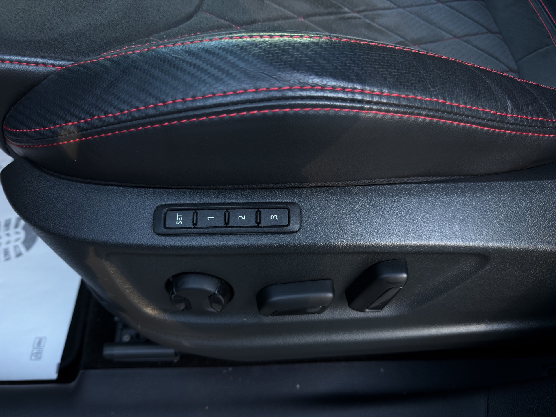 SKODA Kodiaq 2.0 TSI 4x4 RS-image-13