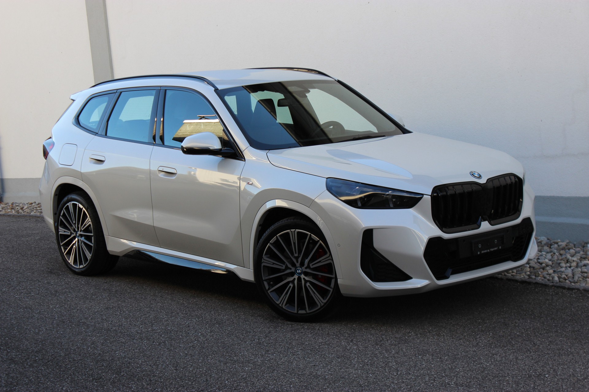 BMW X1 xDrive 30e M Sport Pro-image-0