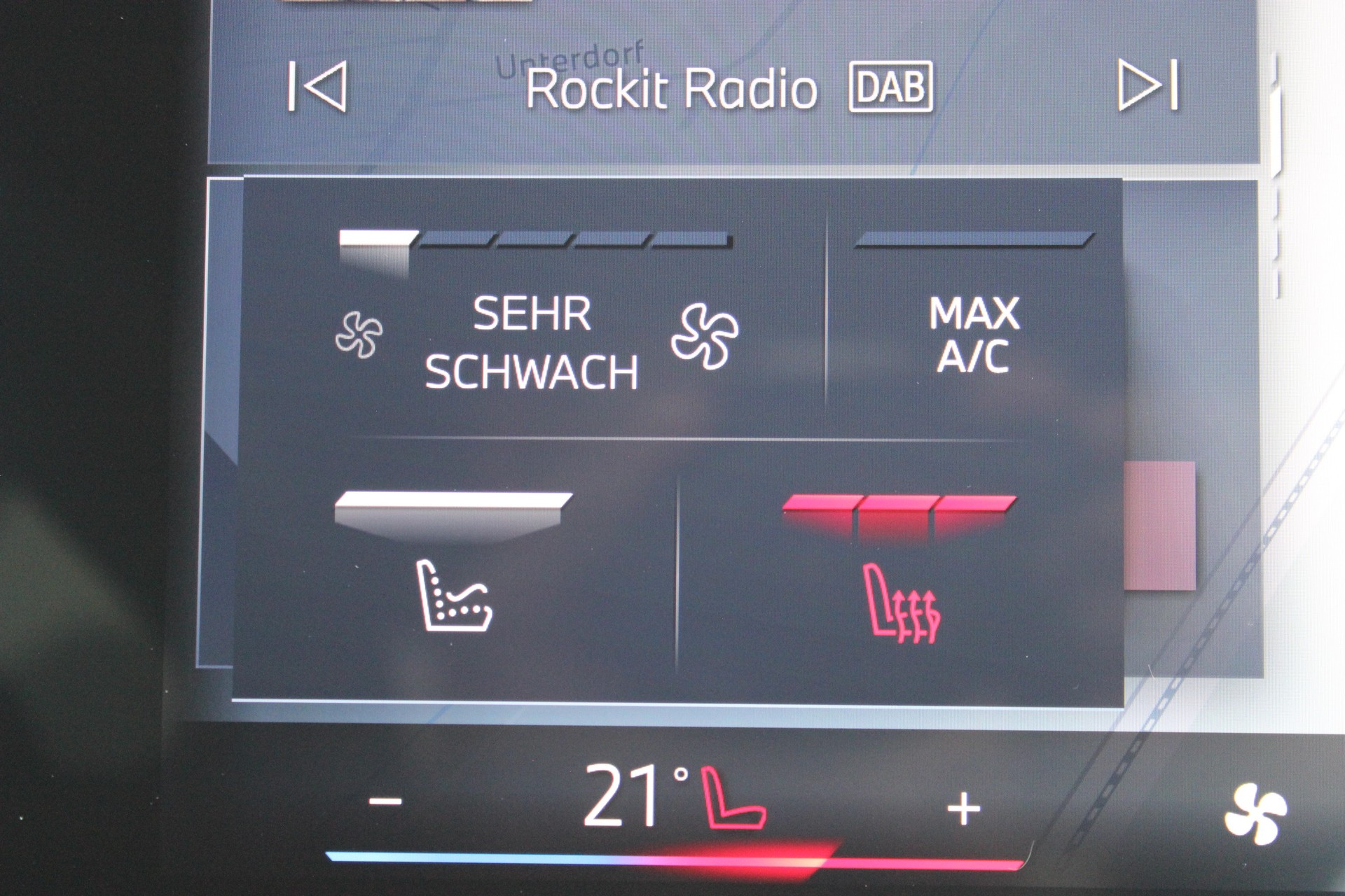 BMW X1 xDrive 30e M Sport Pro-image-15