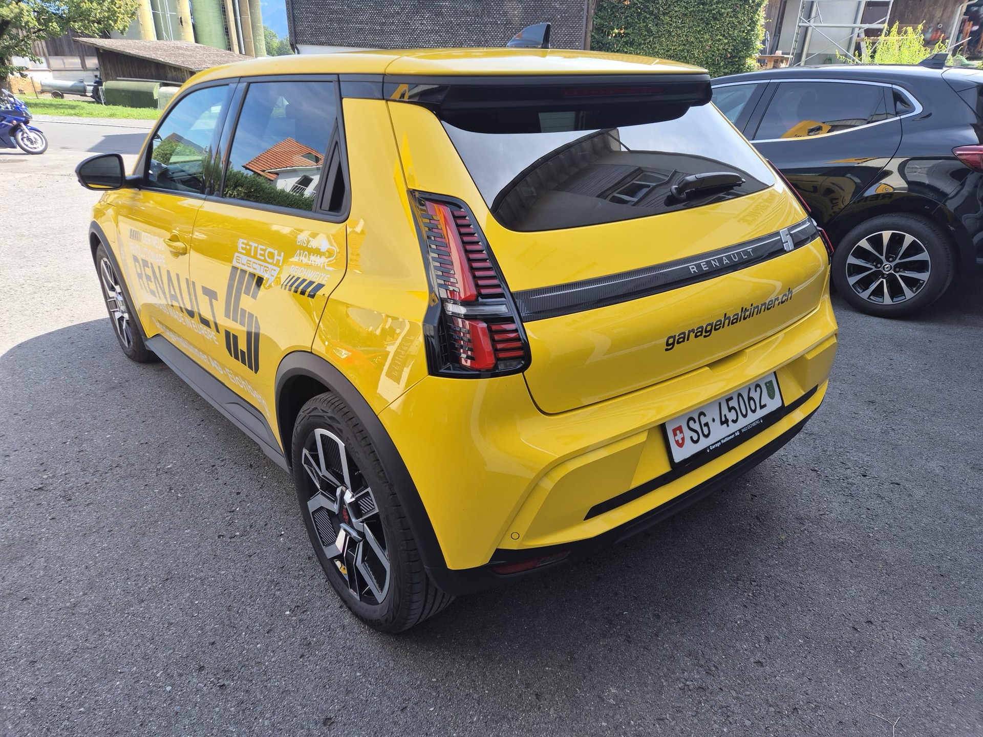 RENAULT R5 E-Tech Comfort Range 52 kWh Techno-image-3