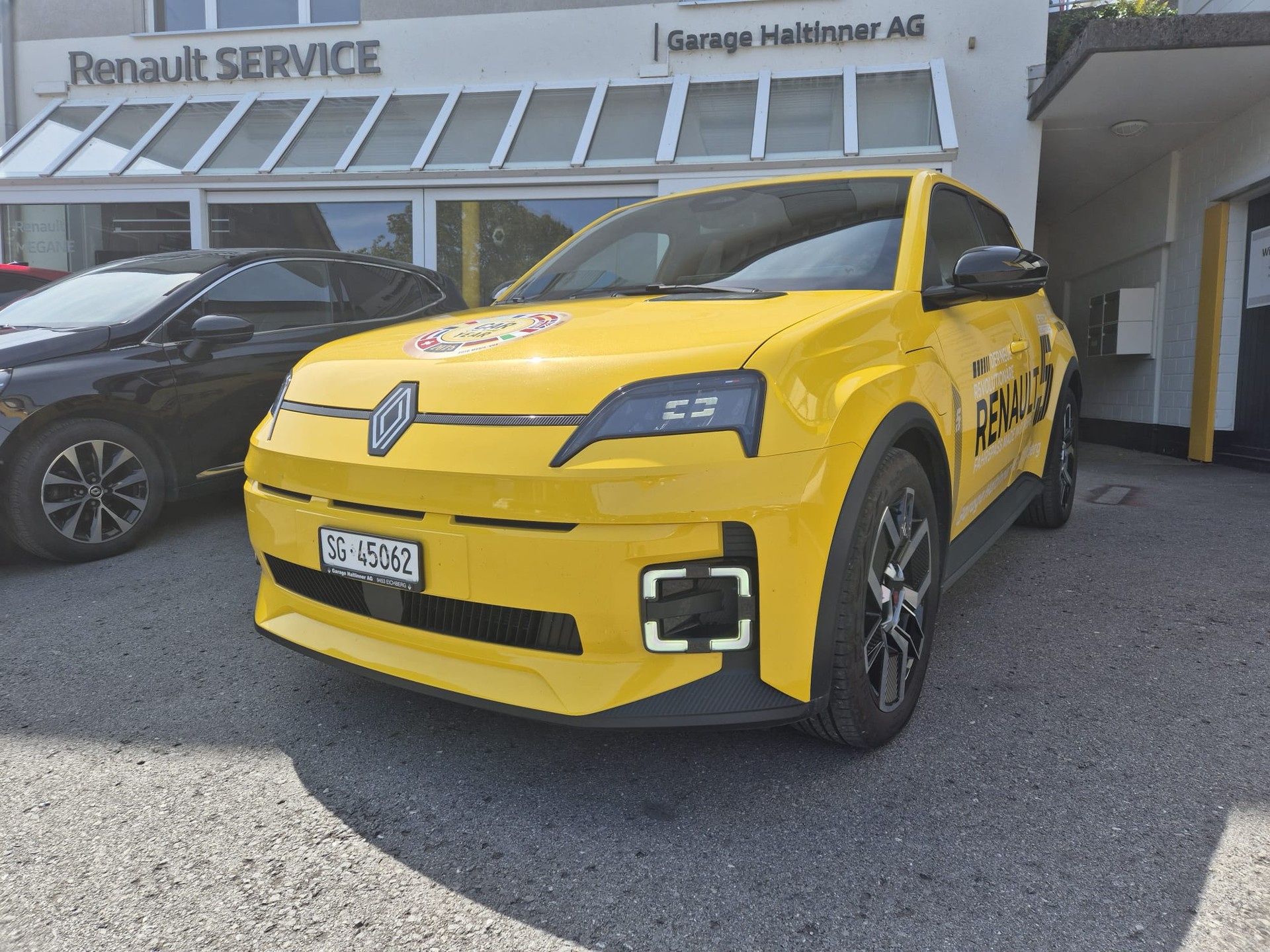 RENAULT R5 E-Tech Comfort Range 52 kWh Techno-image-0