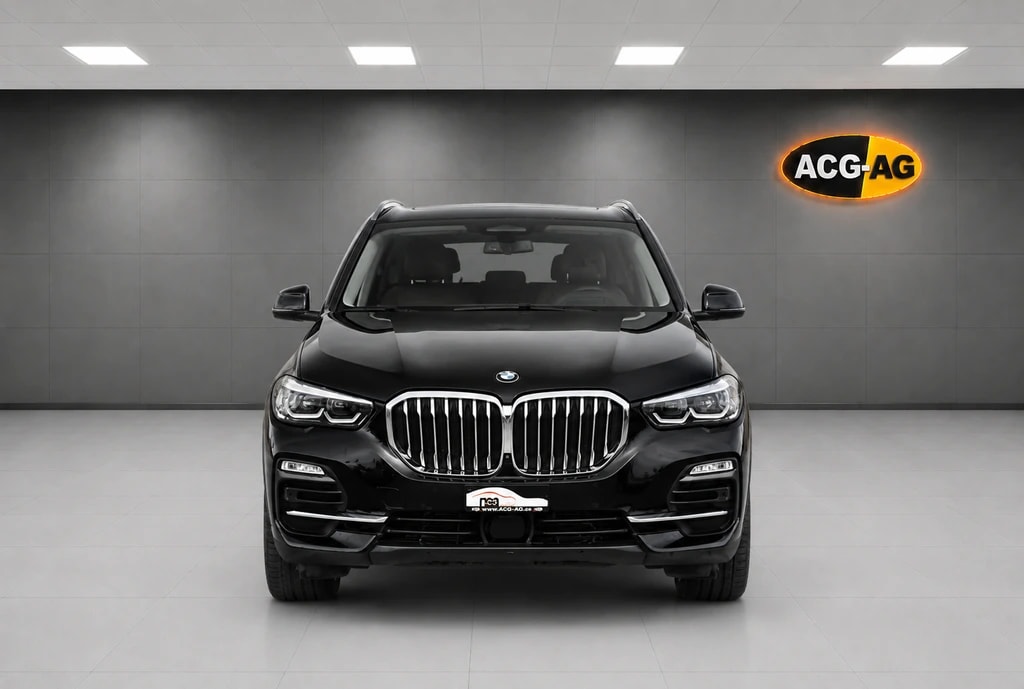 BMW X5 xDrive45e Steptronic ** 394 PS ** Voll-Leder ** Navi ** RF-Kamera 360° ** Panorama-Glasdach ** Sitzmemory ** Modell 2021 **-image-1