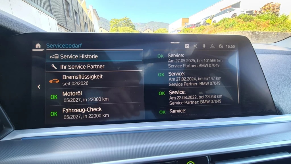 BMW X5 xDrive45e Steptronic ** 394 PS ** Voll-Leder ** Navi ** RF-Kamera 360° ** Panorama-Glasdach ** Sitzmemory ** Modell 2021 **-image-16