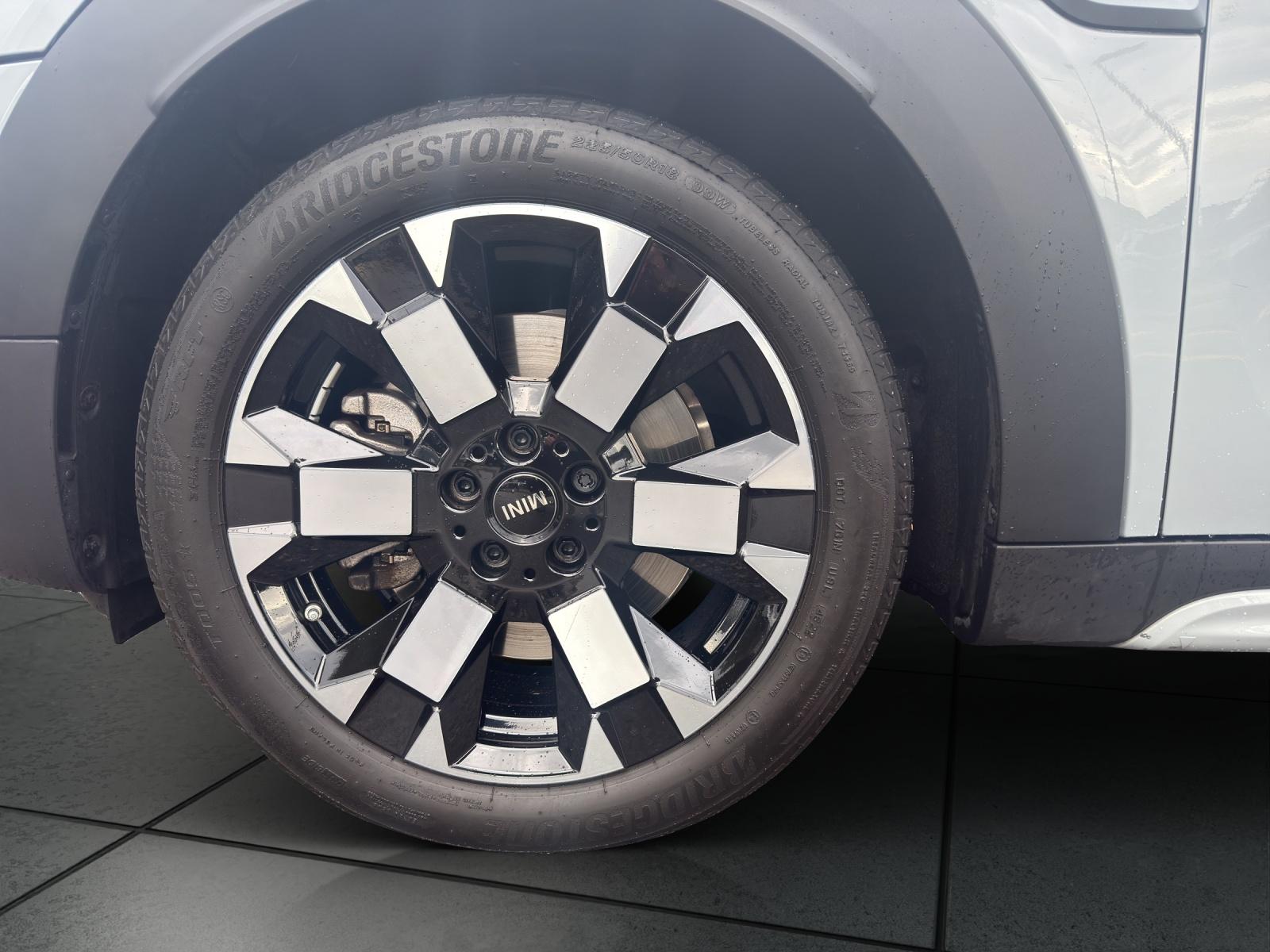 MINI Countryman F60 1.5i Cooper S E ALL4 "MINI UNTAMED EDITION"-image-9